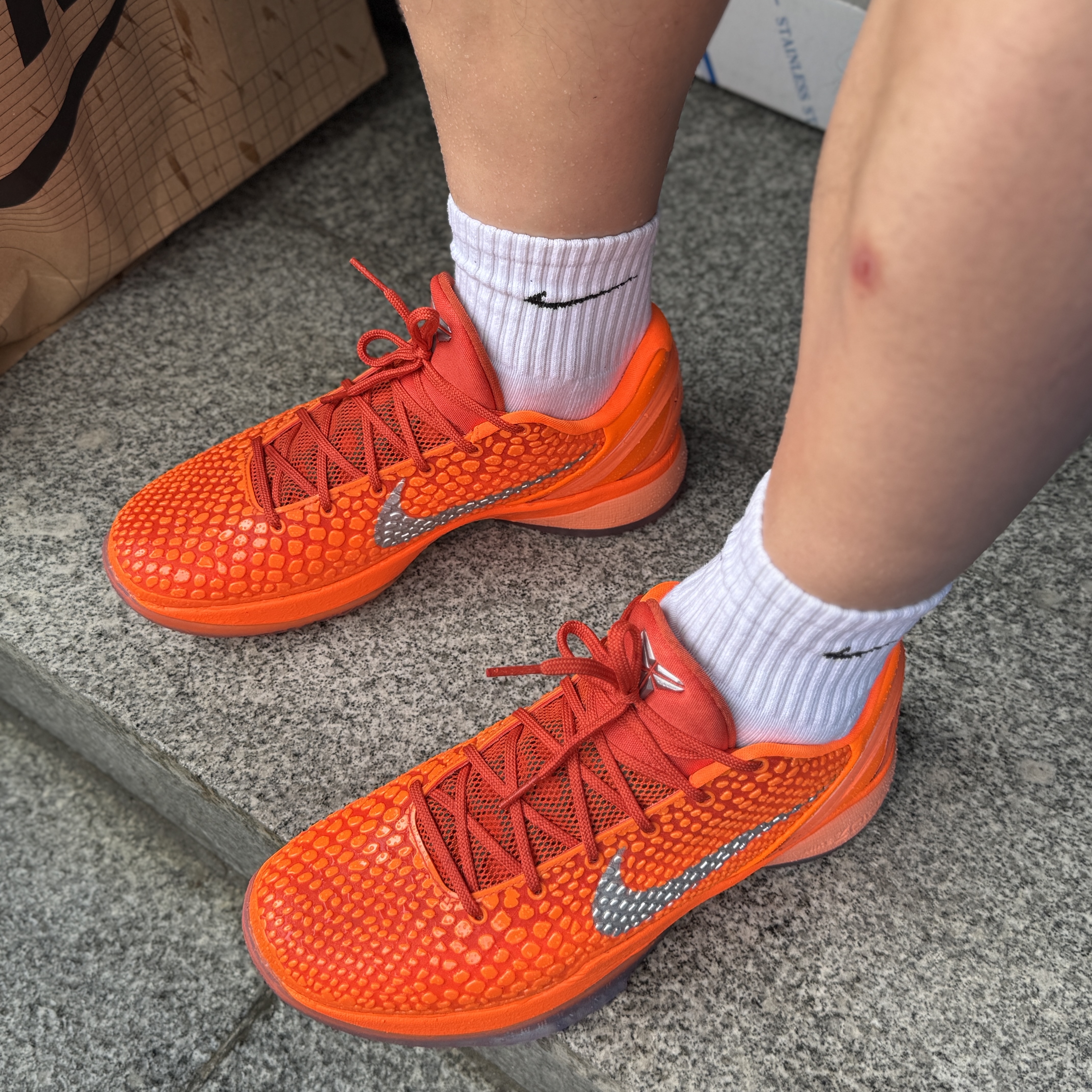Nike Kobe 6 Protro Total Orange 착용 스타일