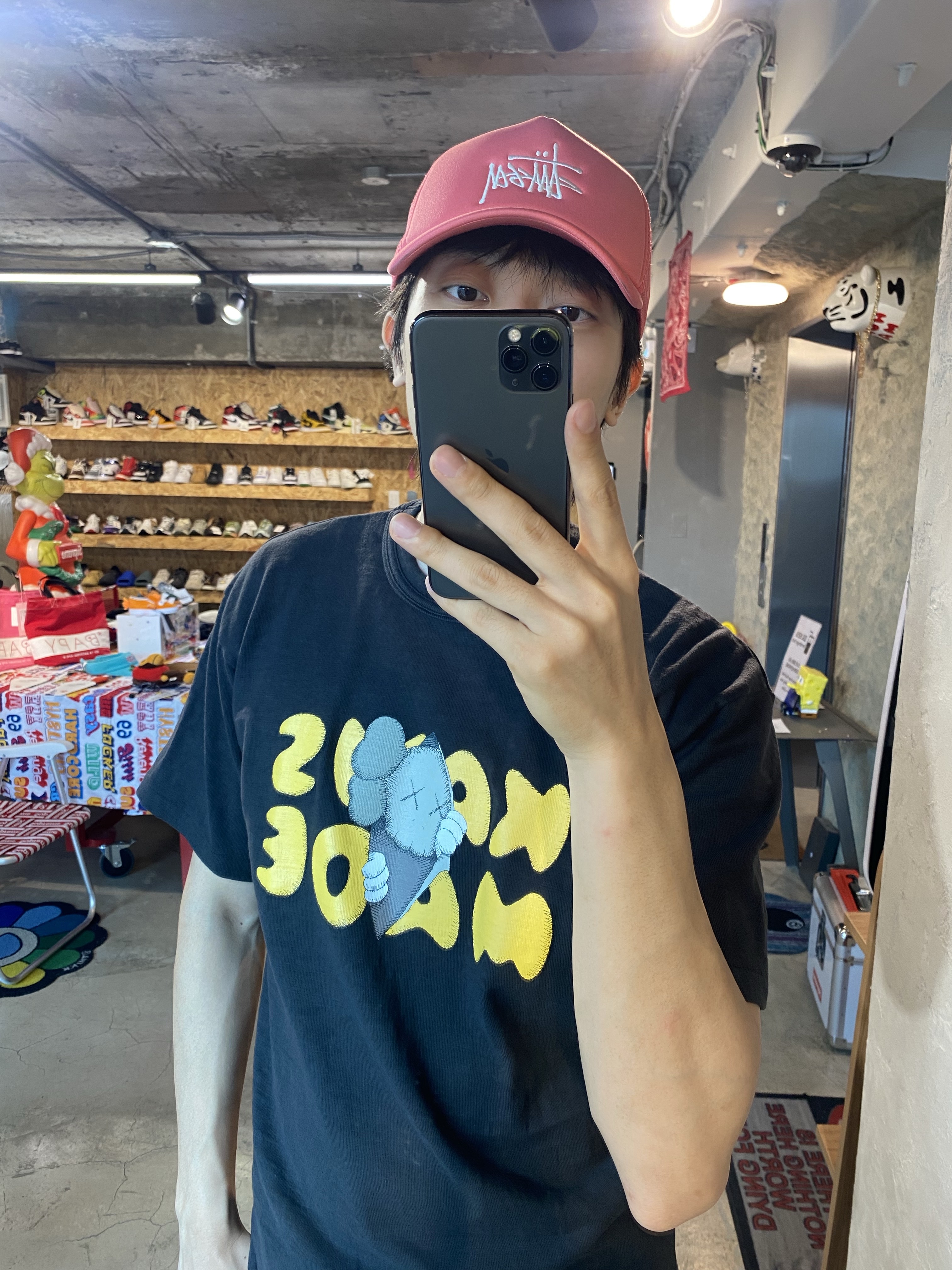 Stussy Joker T-Shirt Black, Human Made 5 Panel Nylon Cap Green 착용 스타일 - 4