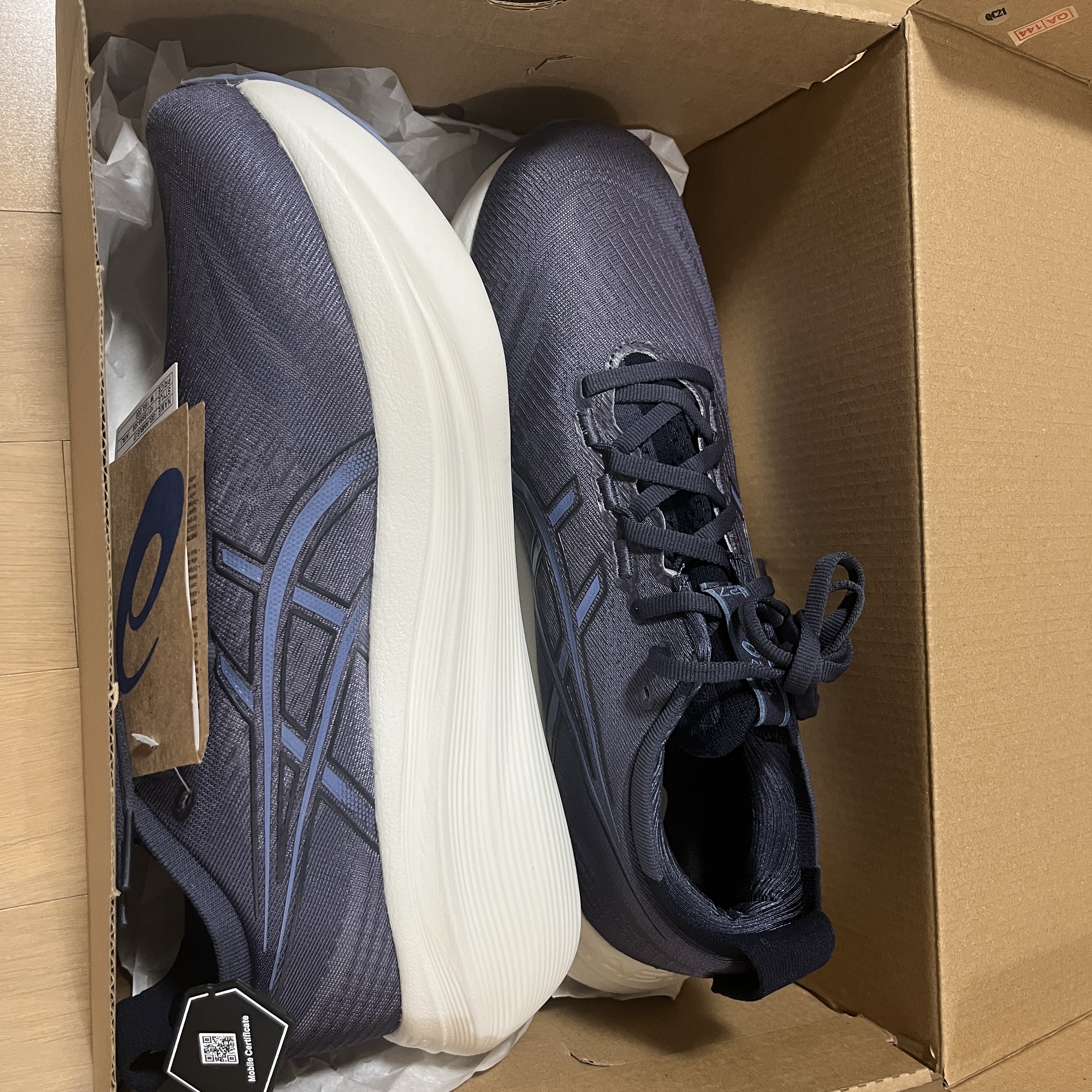 Asics Gel-Nimbus 27 Indigo Fog Denim Blue - 2E Wide 착용 스타일 - 3