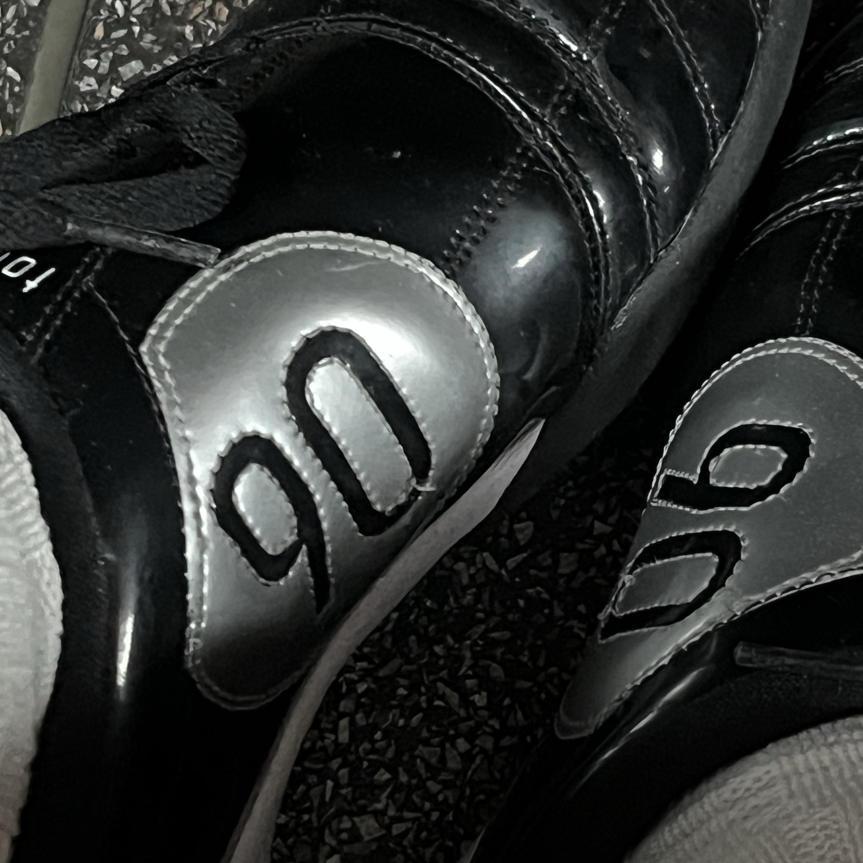 Nike Total 90 III SP Black and White 착용 스타일