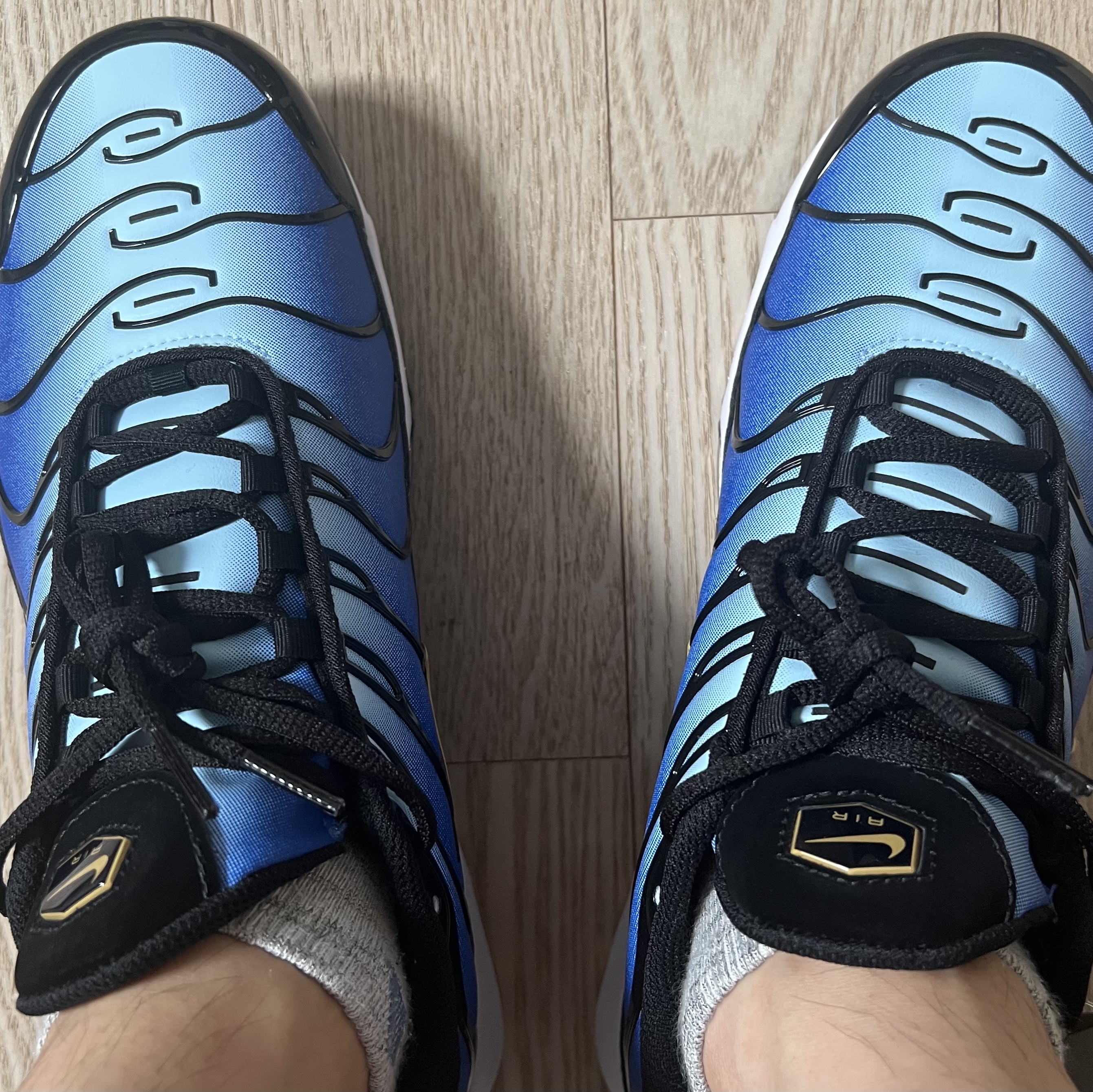 Nike Air Max Plus Golf Hyper Blue Sky Blue 착용 스타일 - 1