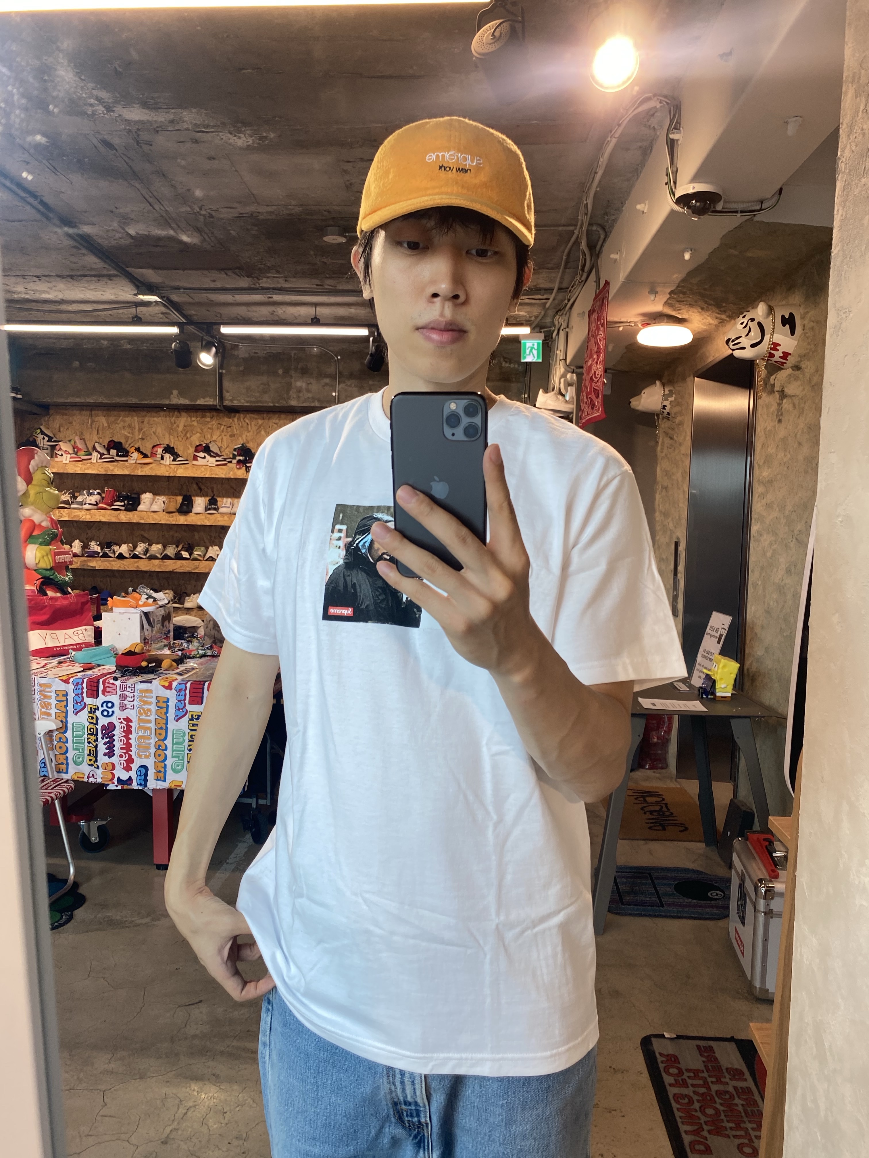 Stussy Joker T-Shirt Black, Human Made 5 Panel Nylon Cap Green 착용 스타일 - 5
