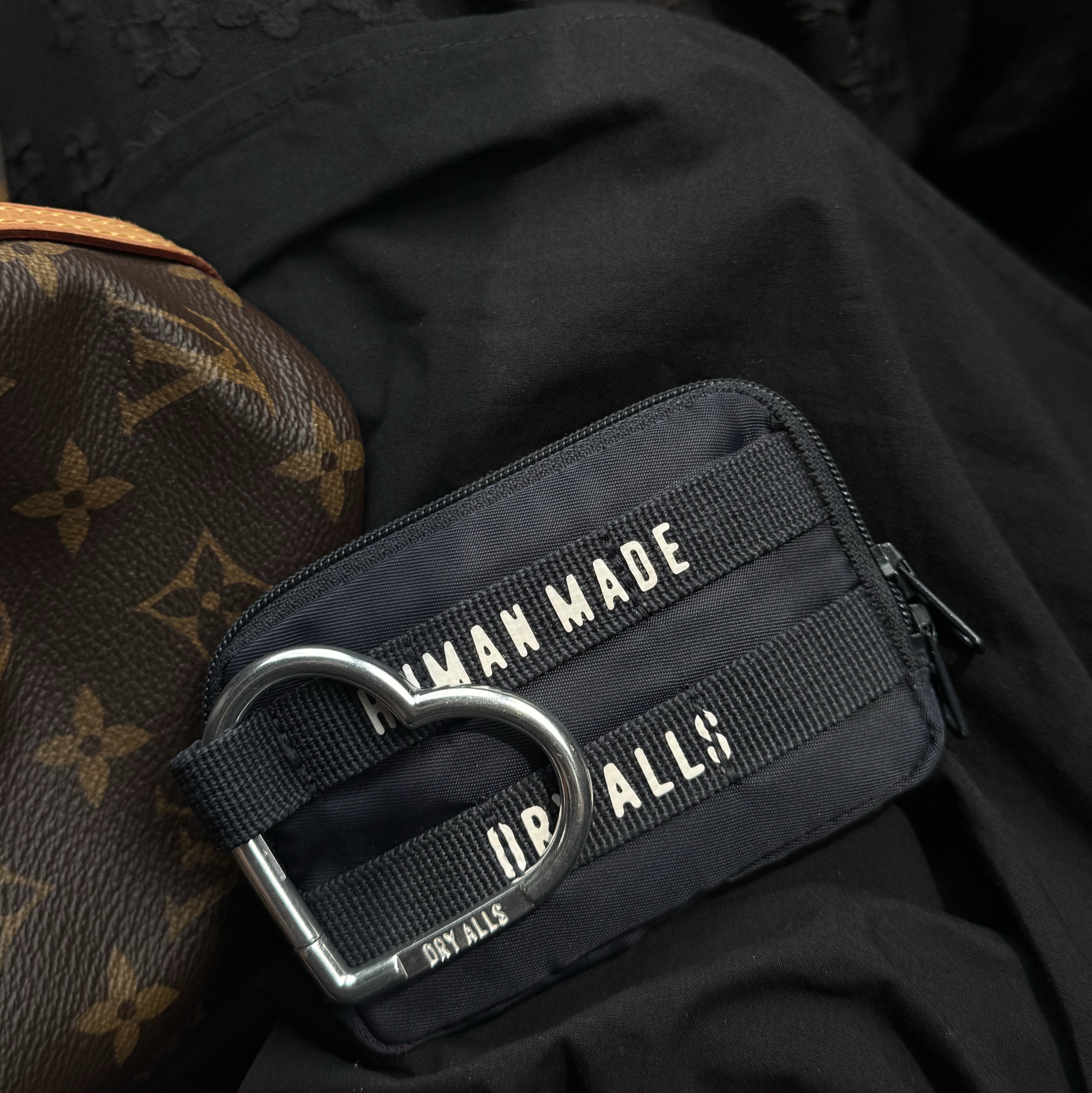 Human Made Heart Carabiner Silver 착용 스타일