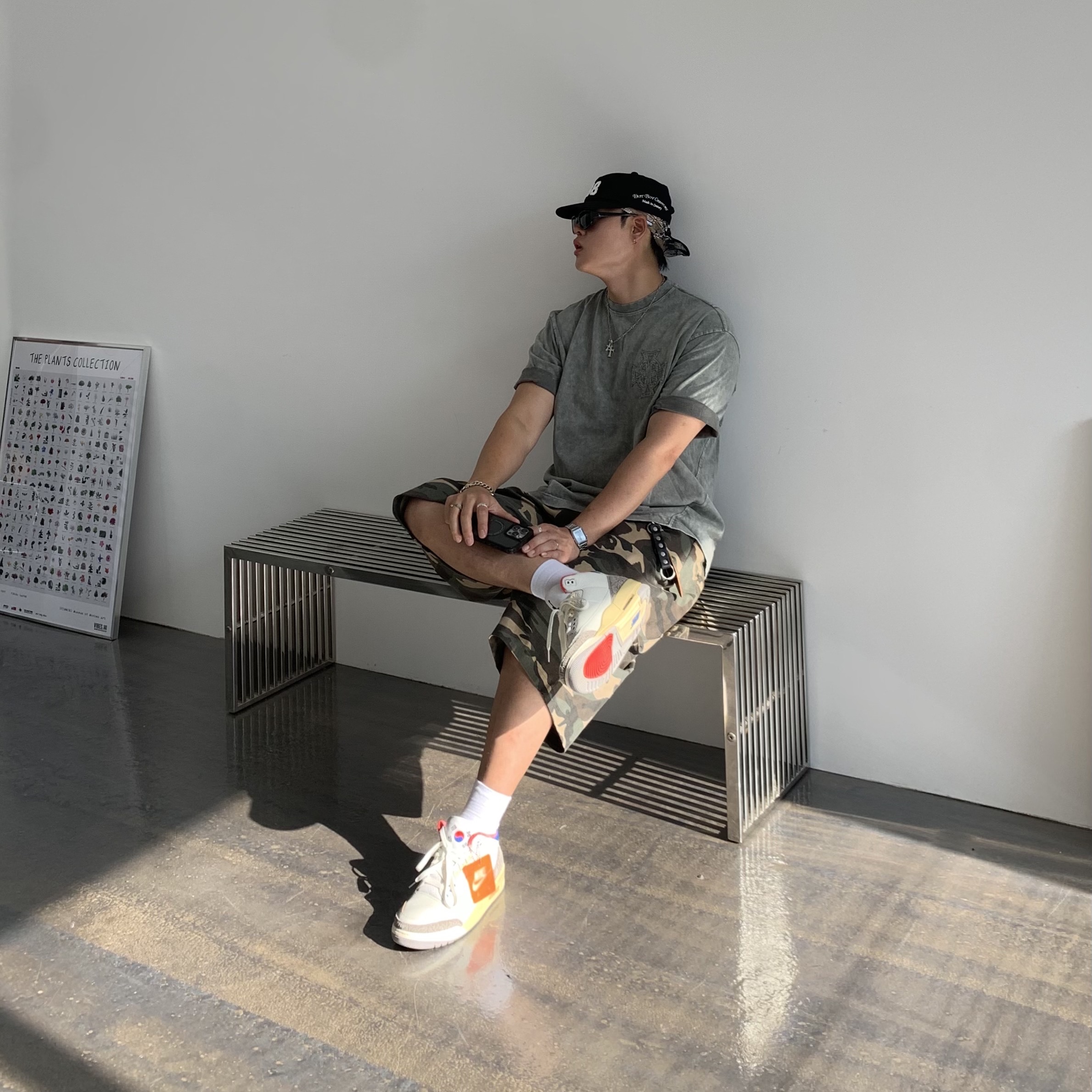 SLOW RECORD HOUSE Carpenter Bermuda Wide Camo Pants Vintage Green, Jordan 3 Retro Seoul 2.0 착용 스타일 - 2