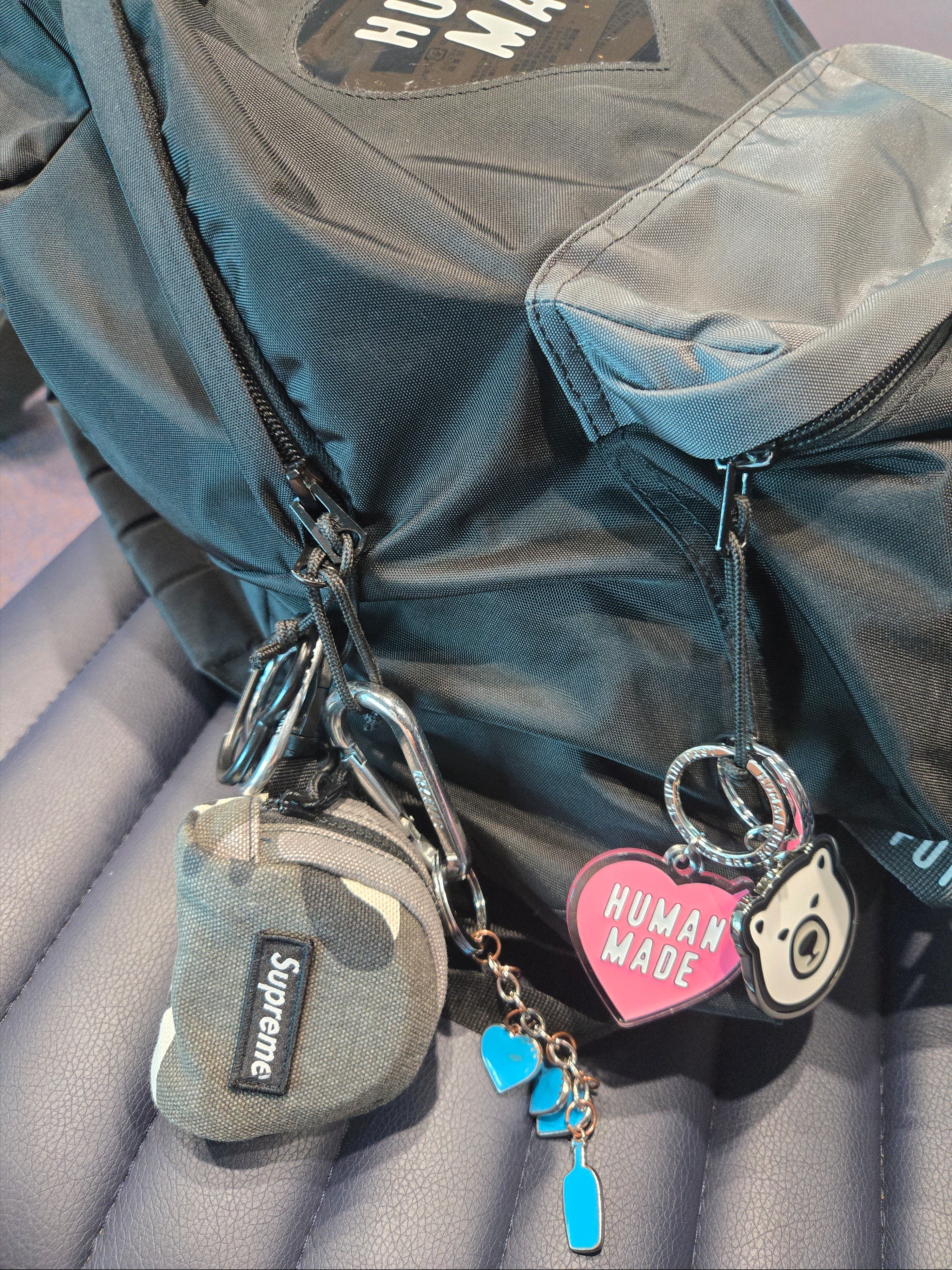 Human Made Backpack Black, Human Made Heart Carabiner Silver 착용 스타일