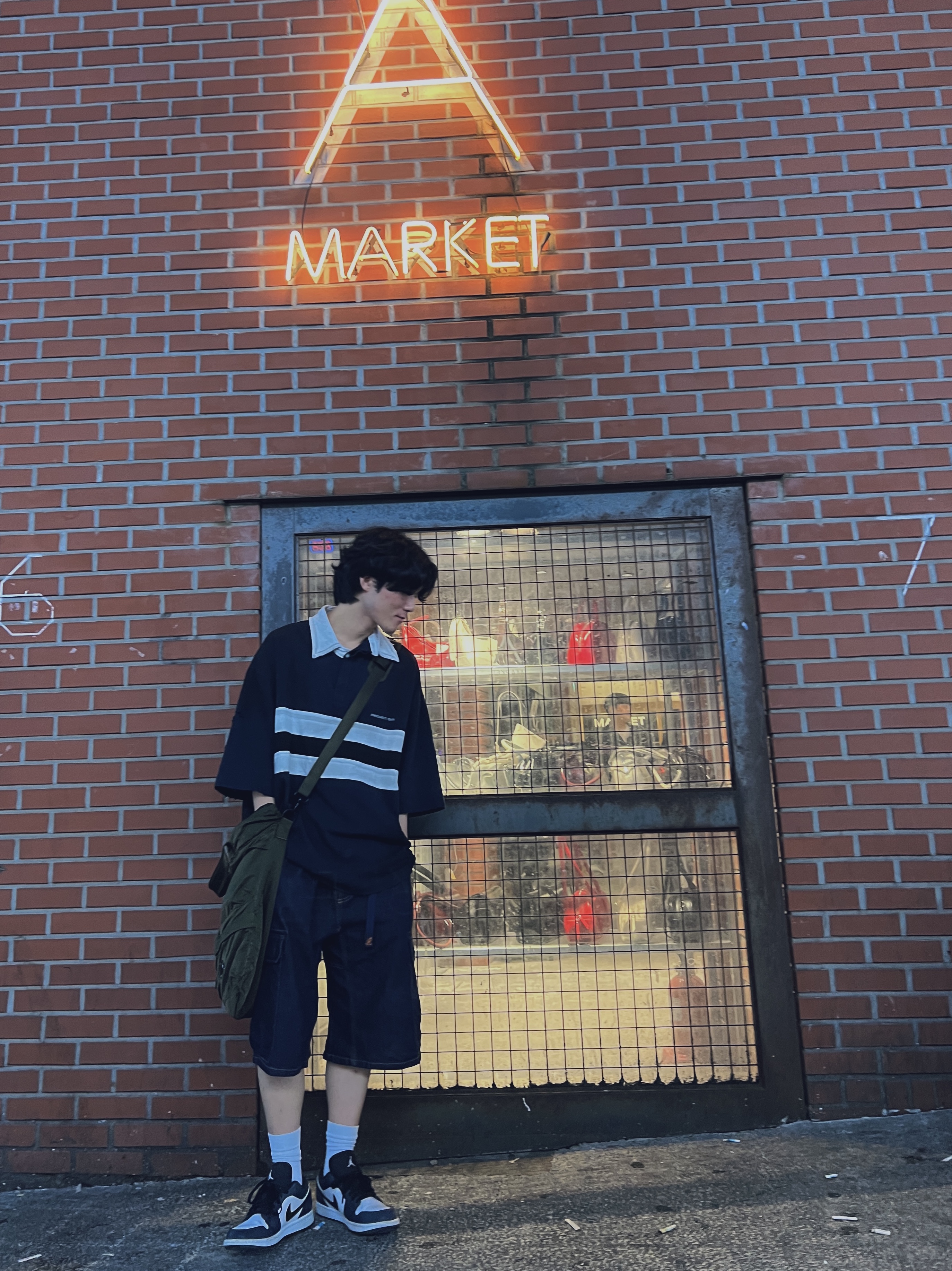 Project G/R Bullied Half Polo Shirts Navy, C.P. Company Nylon B Tote Bag Ivy Green - 24FW 착용 스타일 - 1