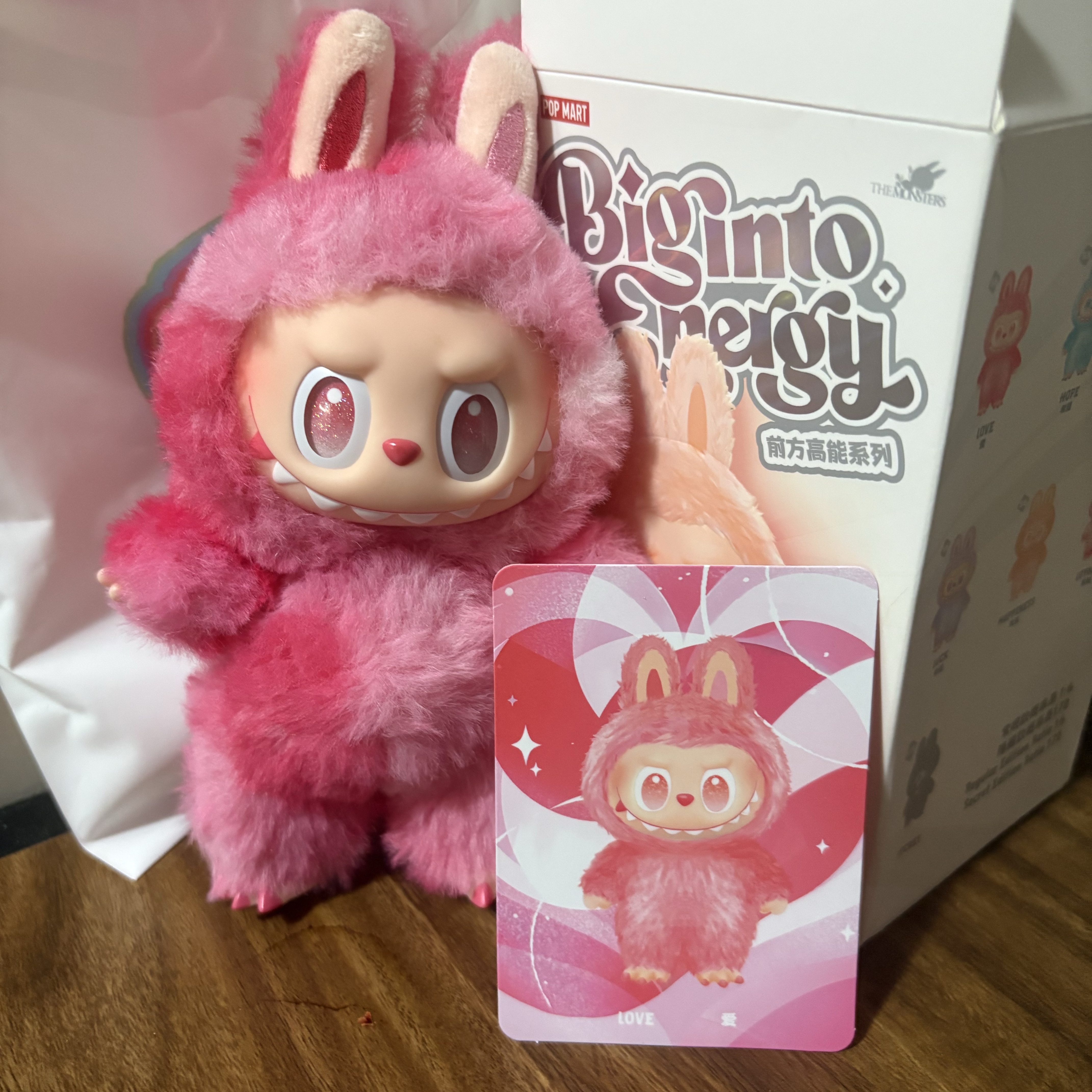 Pop Mart Labubu The Monsters Highlight Series Sealed Case (1 Blind Box) 착용 스타일 - 1