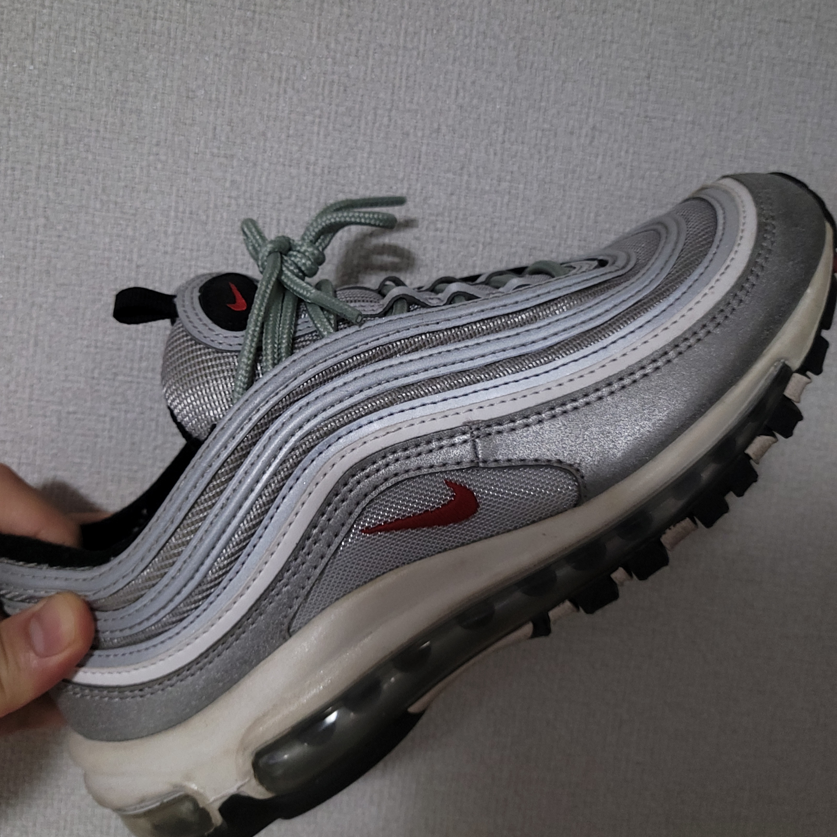 Nike Air Max 97 OG Silver Bullet 2022 착용 스타일