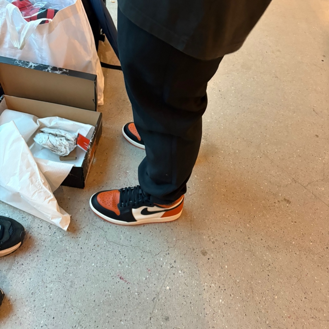 Jordan 1 Retro High OG Shattered Backboard 착용 스타일 - 1