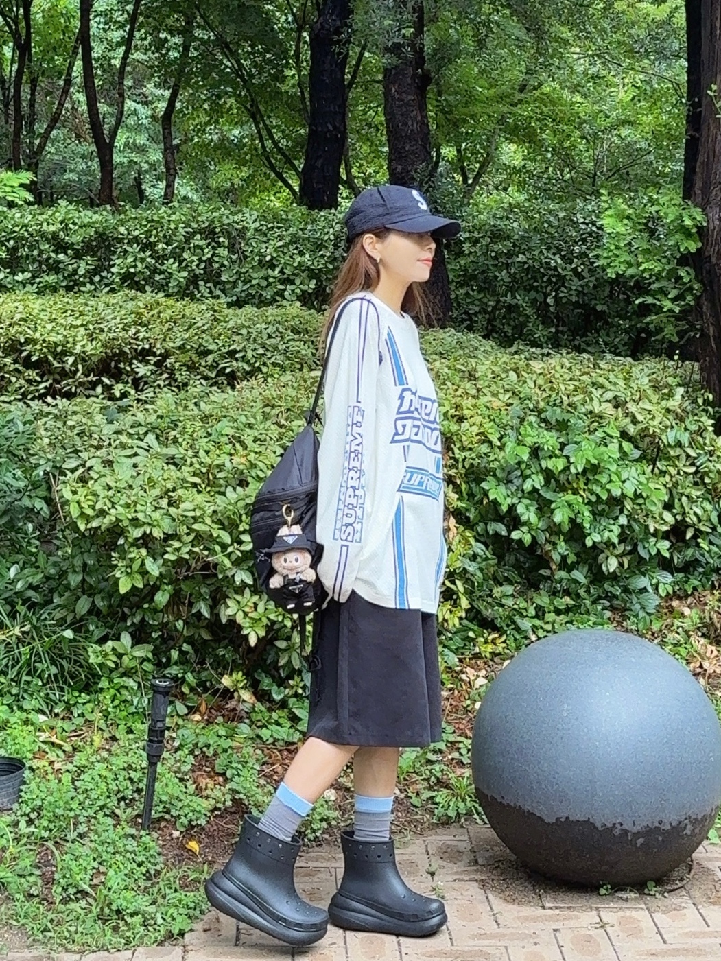 Supreme Seersucker S Logo 6-Panel Black - 24SS, Supreme x Hysteric Glamour Mesh L/S Top White - 24FW 착용 스타일 - 2