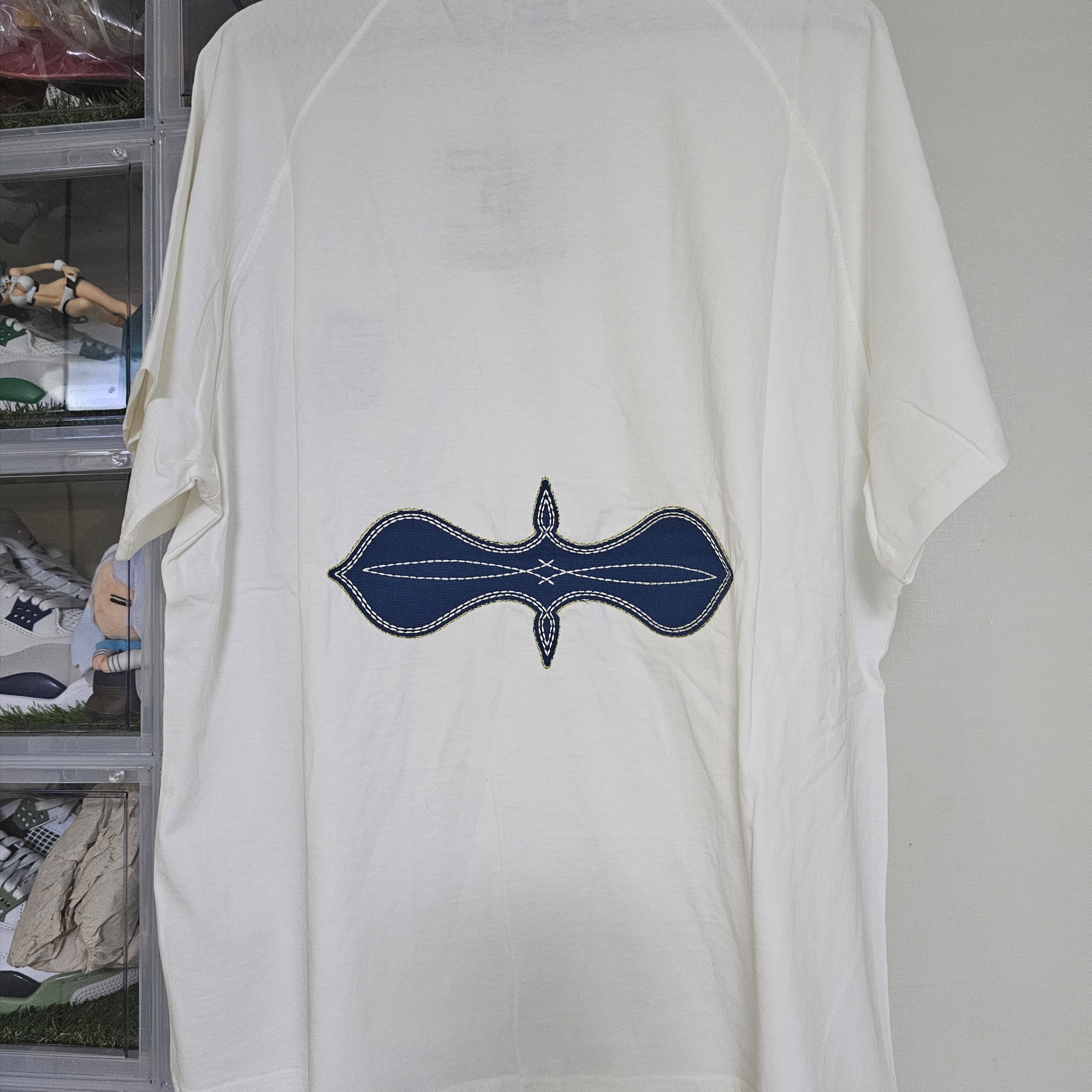 Karactor Fuzzy Half T-shirt Off White 착용 스타일 - 3