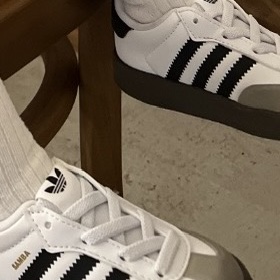 (Infant) Adidas Samba OG Cloud White Core Black 착용 스타일