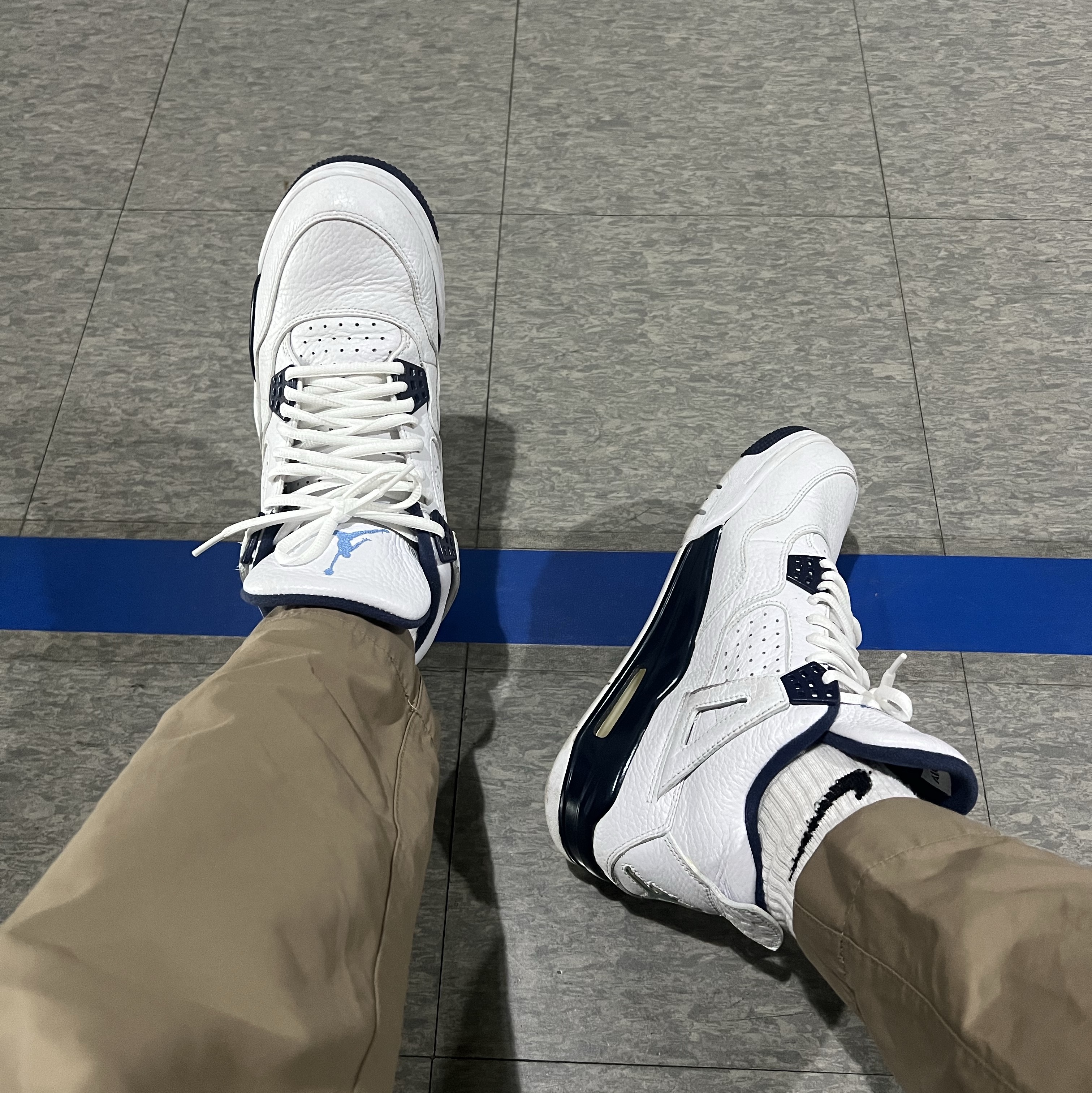 Jordan 4 Retro Columbia 2015 착용 스타일