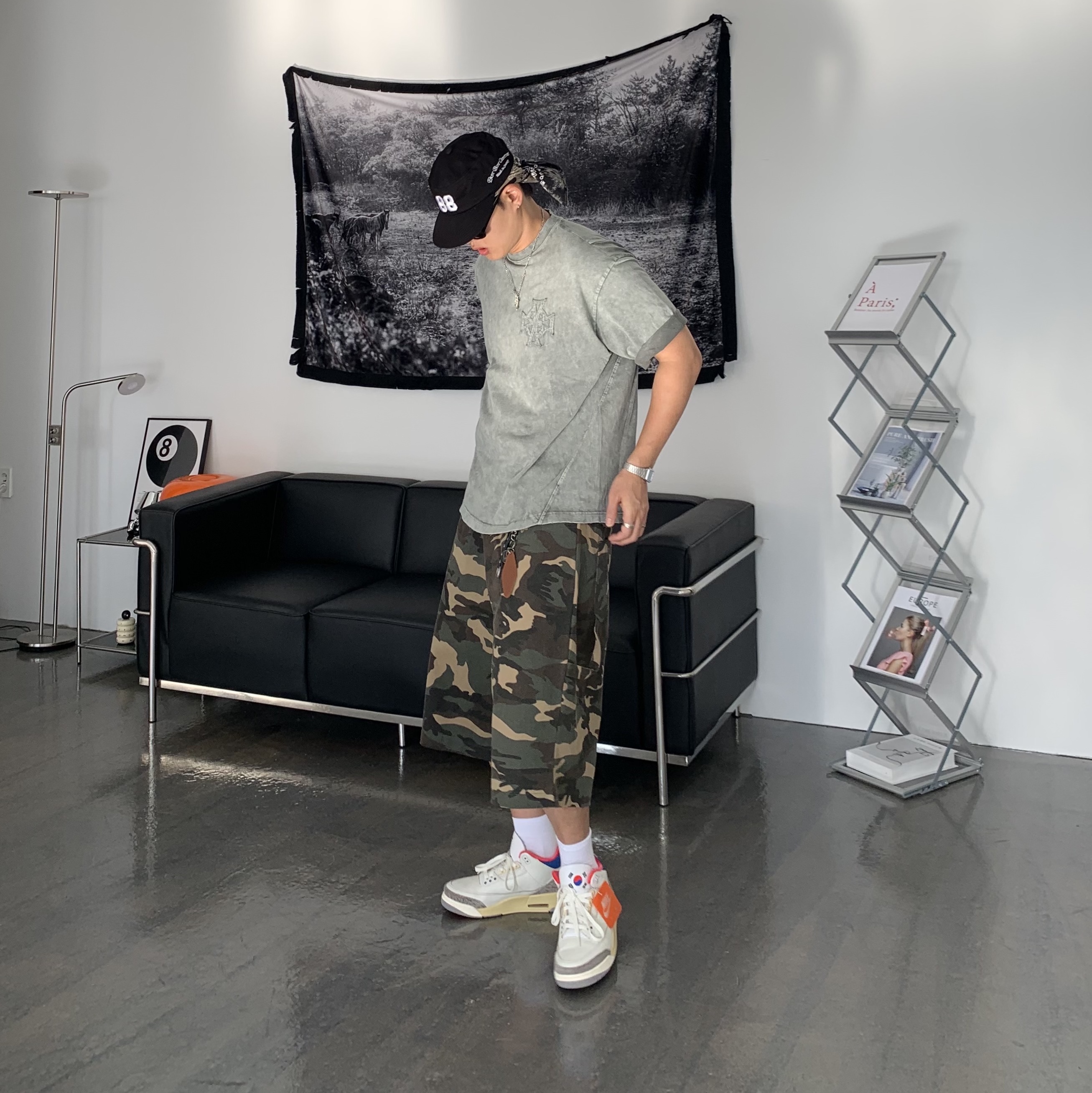 SLOW RECORD HOUSE Carpenter Bermuda Wide Camo Pants Vintage Green, Jordan 3 Retro Seoul 2.0 착용 스타일 - 3