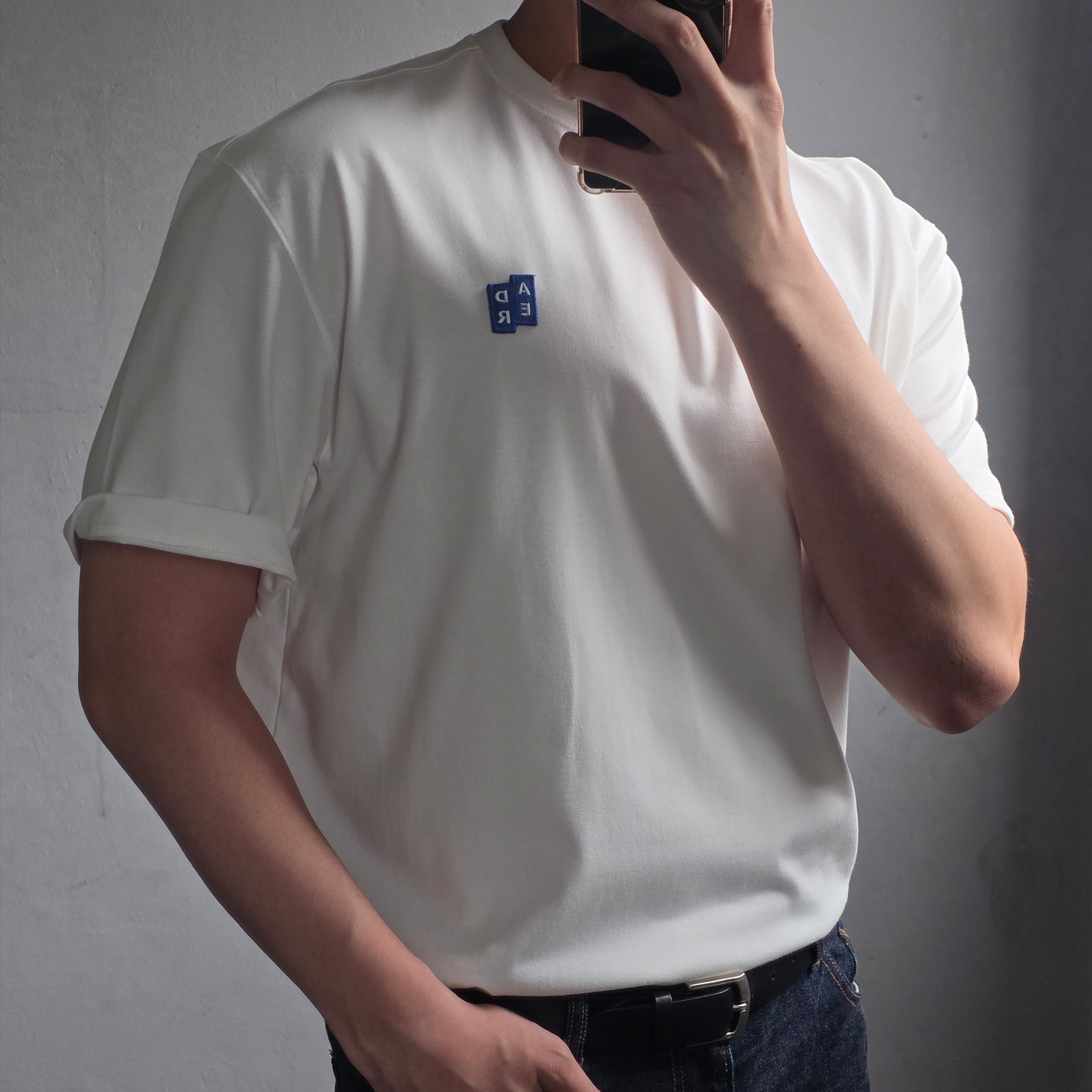 Ader Error Sig; TRS/BL Tag T-Shirt 01 Off White 착용 스타일