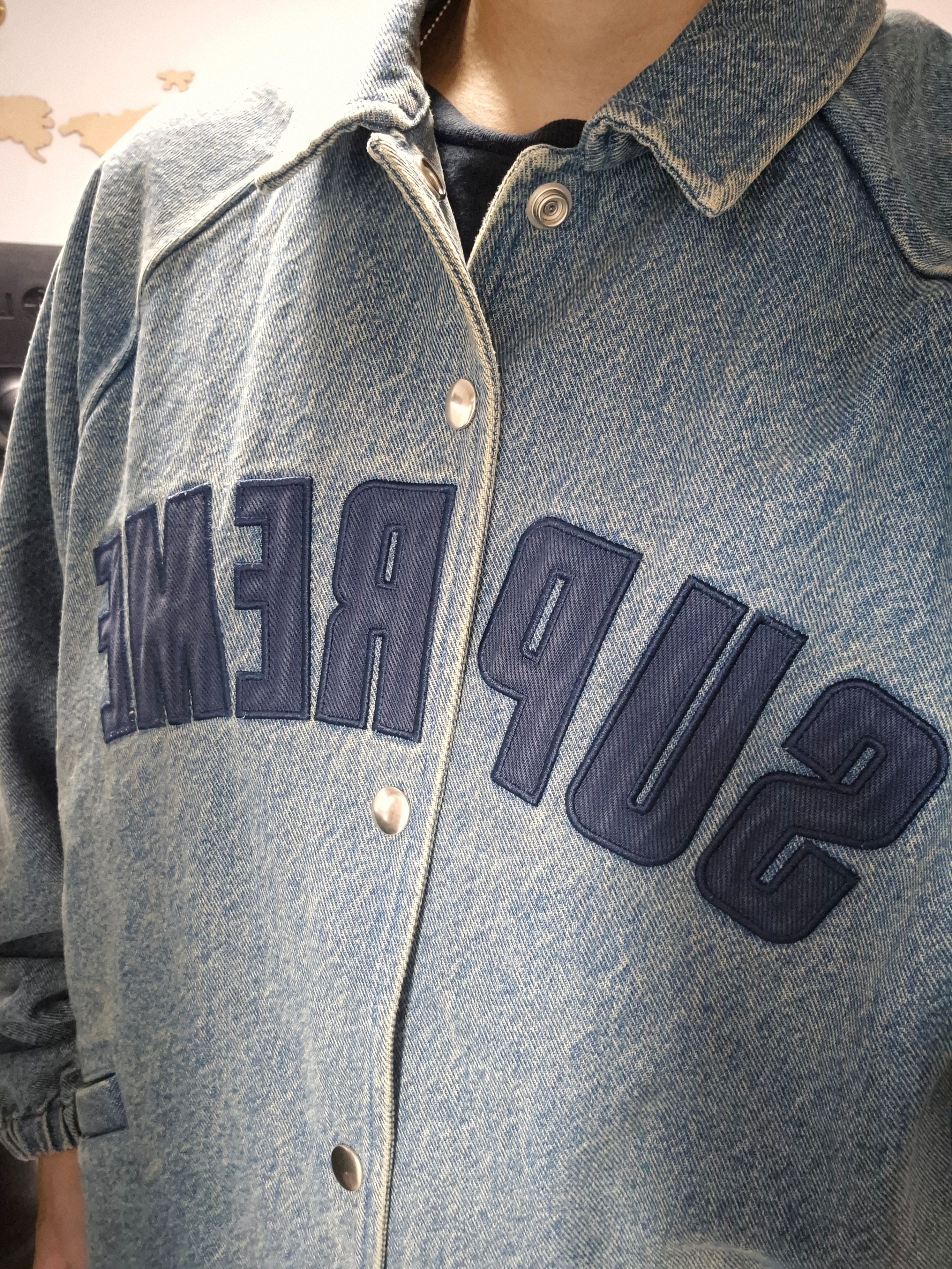 Supreme Arc Denim Coaches Jacket Washed Indigo - 25SS, Chrome Hearts Silichrome CH Cross Pendant Blue 2023 착용 스타일 - 2