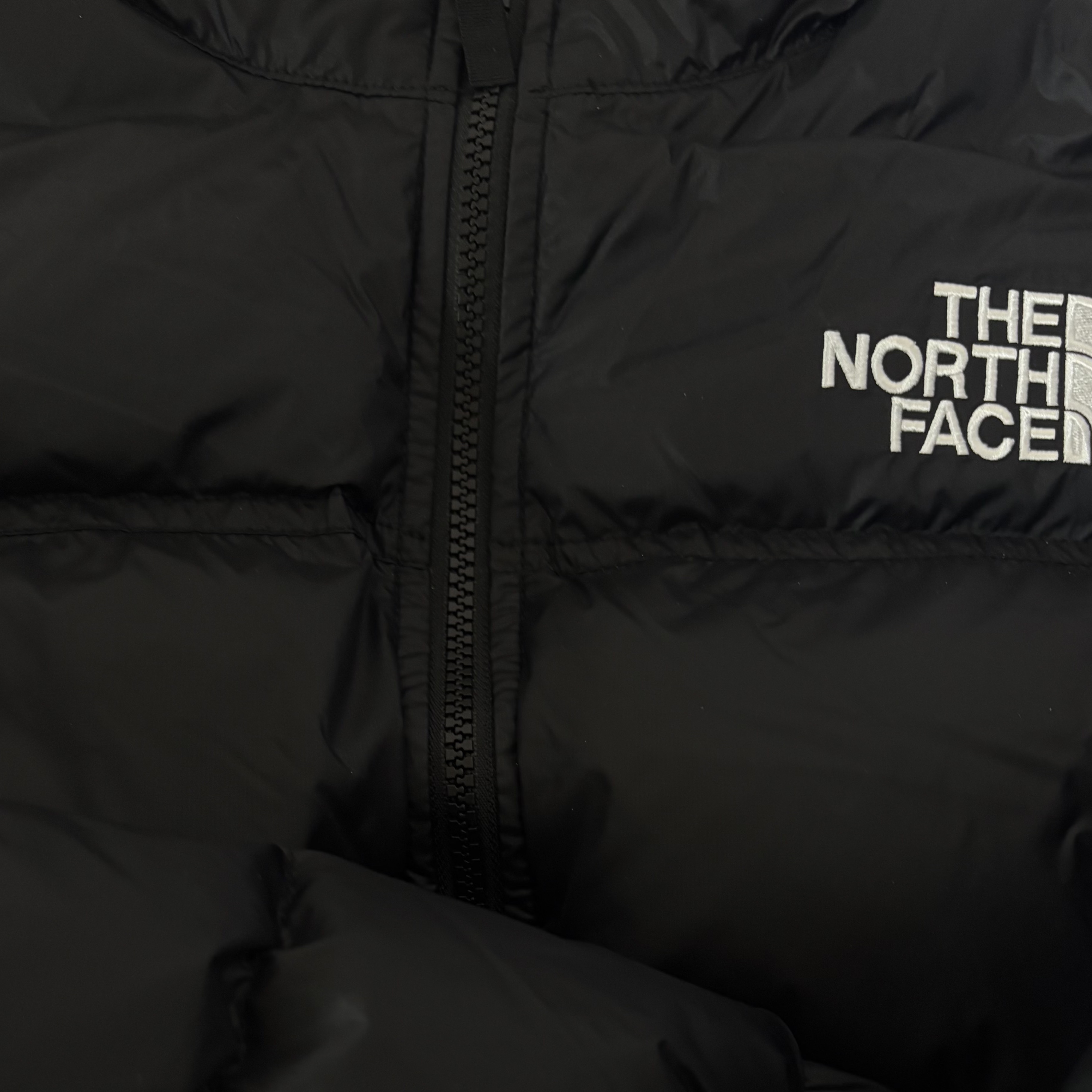 (W) The North Face Nuptse Short Jacket Black 착용 스타일