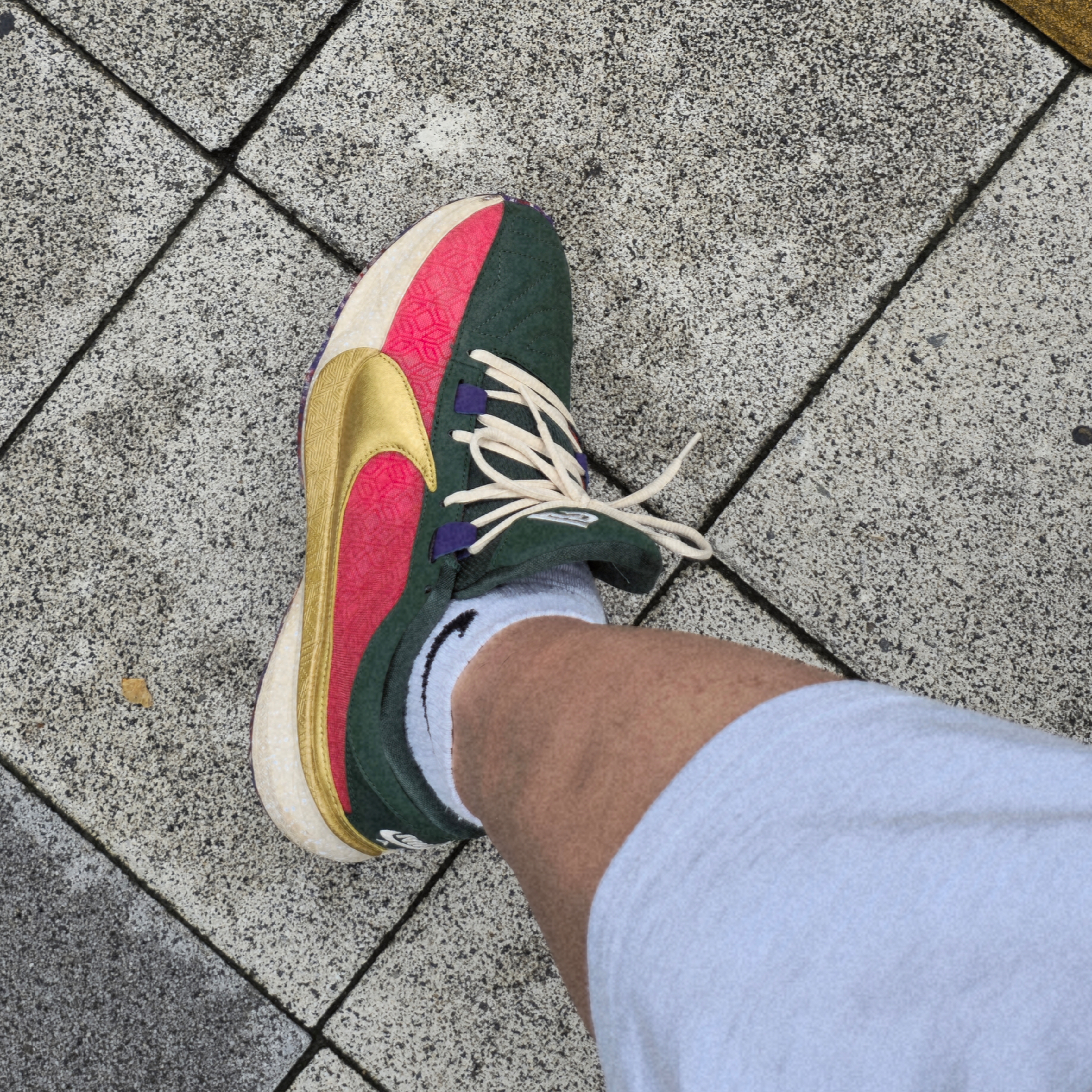 Nike Zoom Freak 5 EP Gym Red 착용 스타일