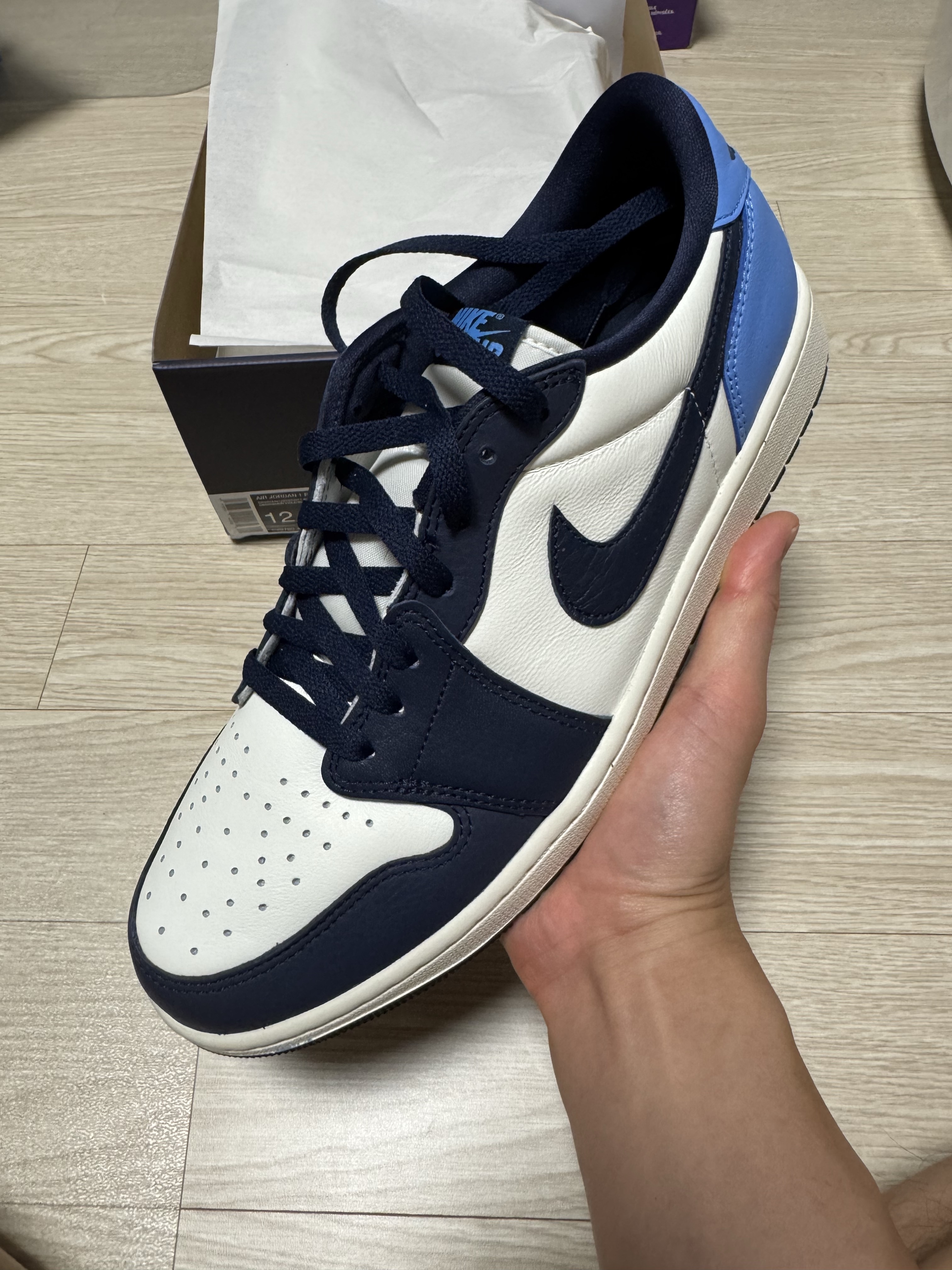 Jordan 1 Low Obsidian 착용 스타일