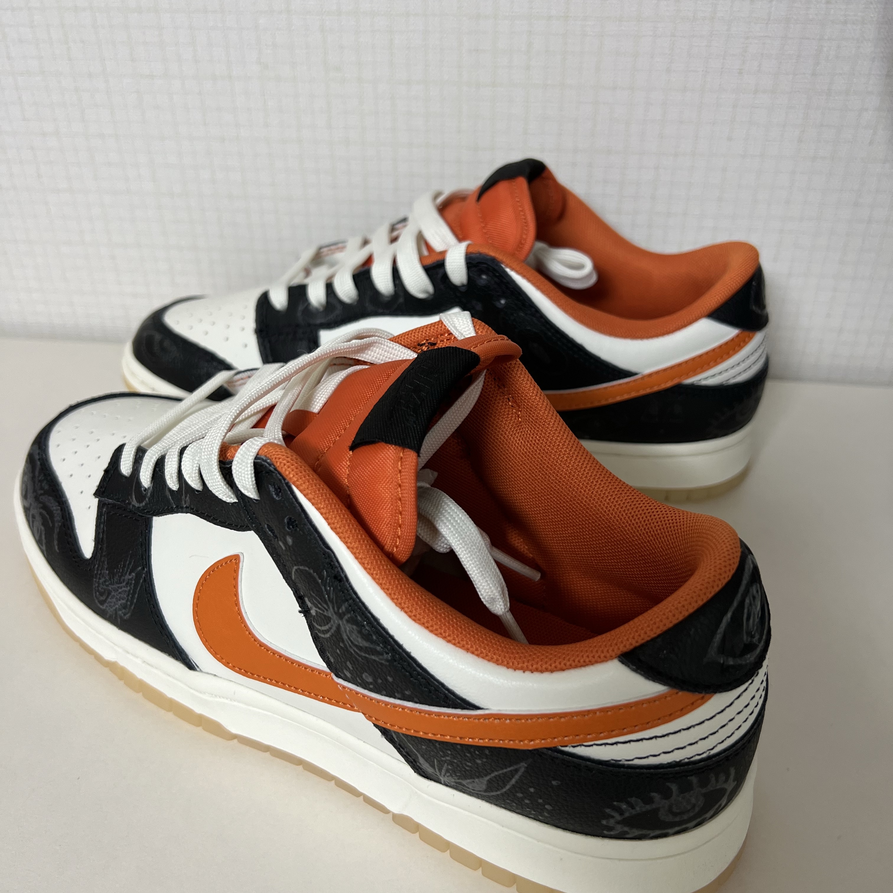 Nike Dunk Low Retro PRM Halloween 착용 스타일