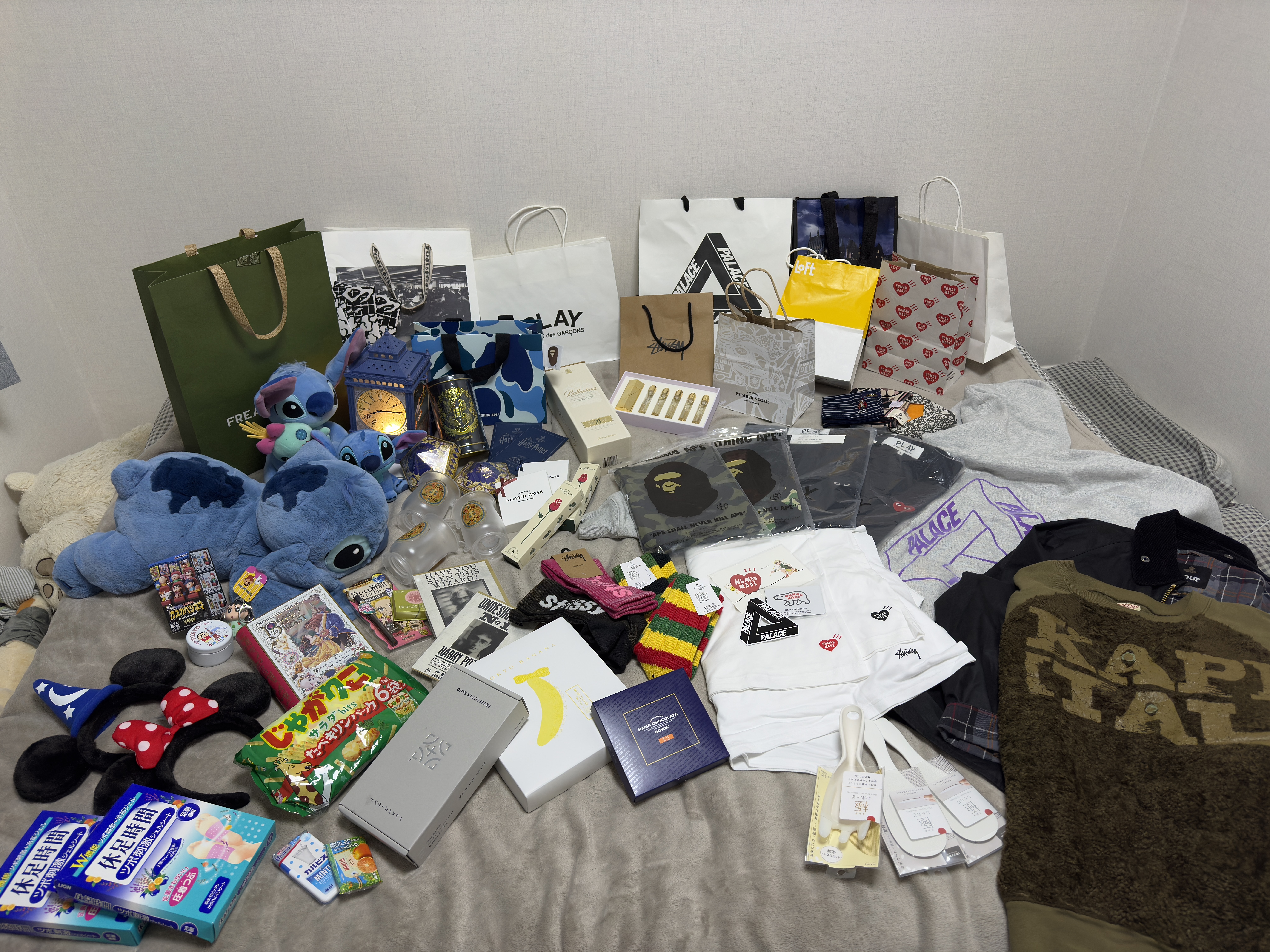 Human Made T-Shirts White (3 Pack), Kapital 56 Pieces Rasta Rainbowy Happy Heel Socks Red 착용 스타일