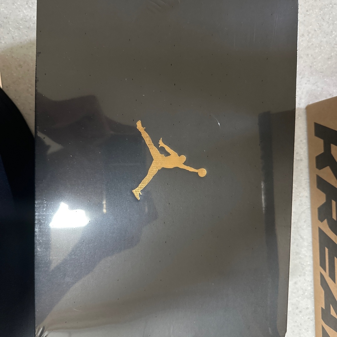 Jordan 1 Low White Varsity Red 착용 스타일 - 3