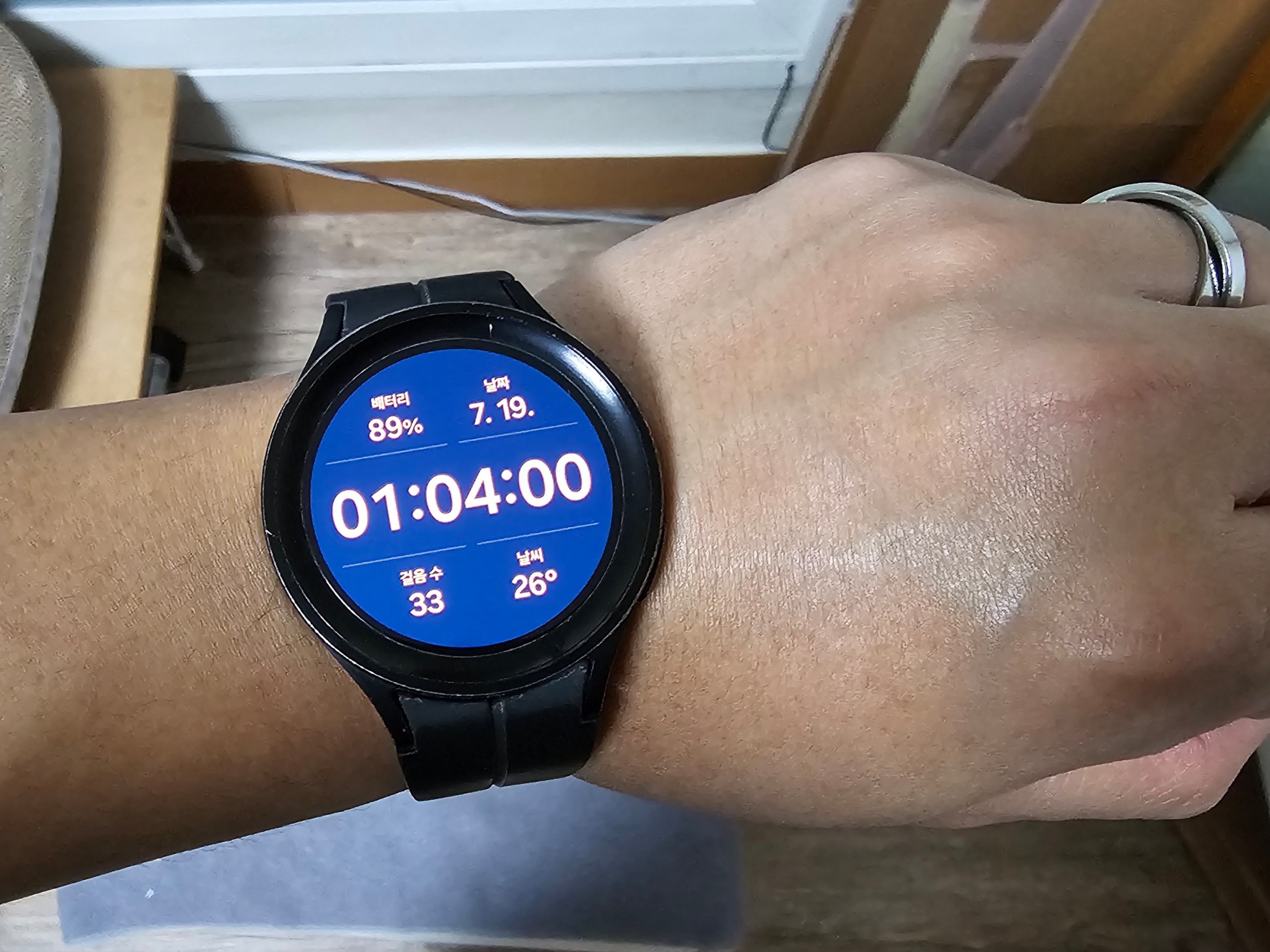 Samsung Galaxy Watch5 Pro 45mm Bluetooth Black Titanium (Korean Ver.) 착용 스타일