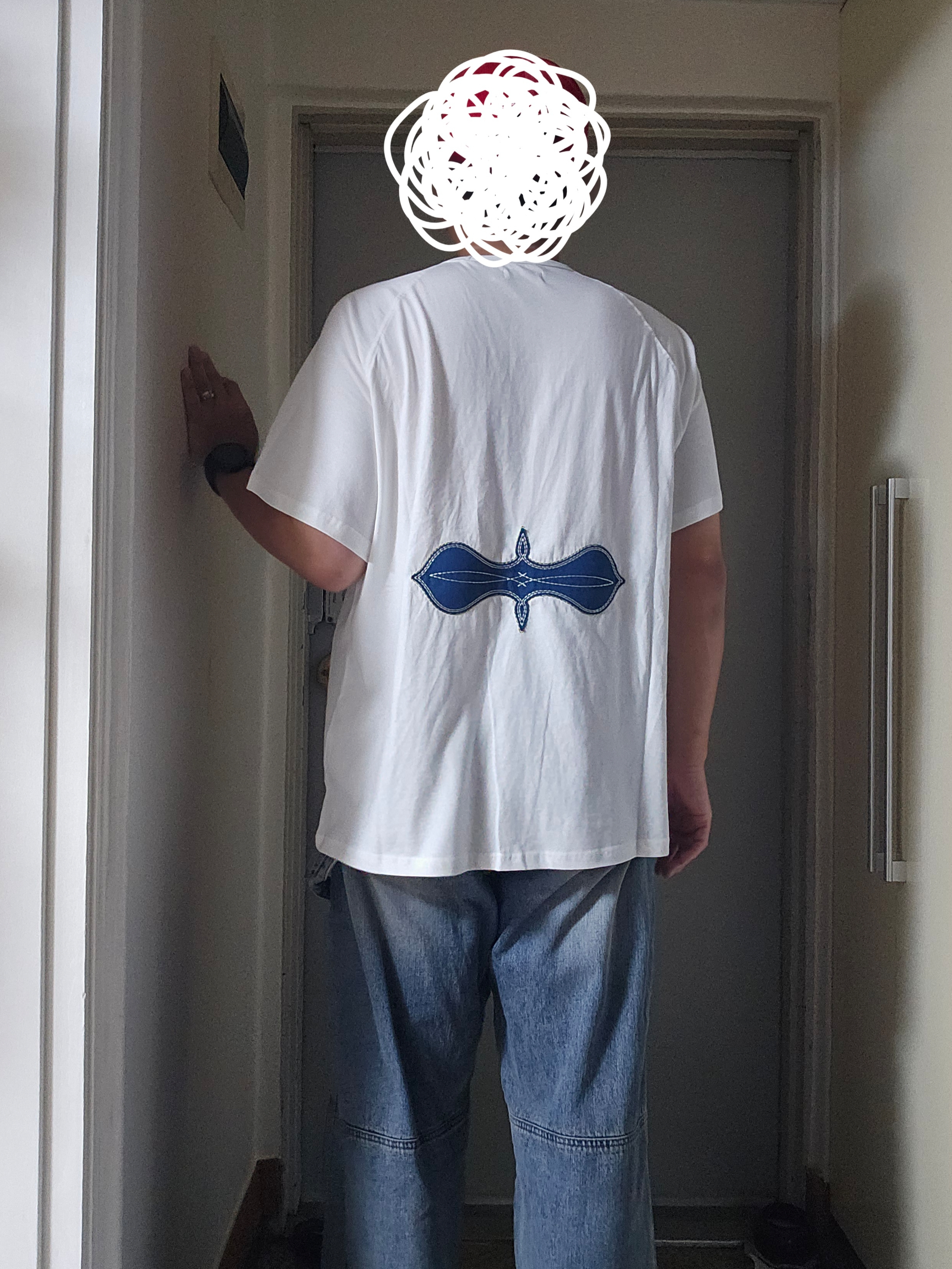 Karactor Fuzzy Half T-shirt Off White, Karactor Ptery Double Knee Pants Washed blue 착용 스타일 - 2