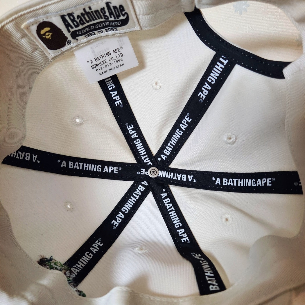 BAPE Ape Head Cap Ivory 착용 스타일 - 3