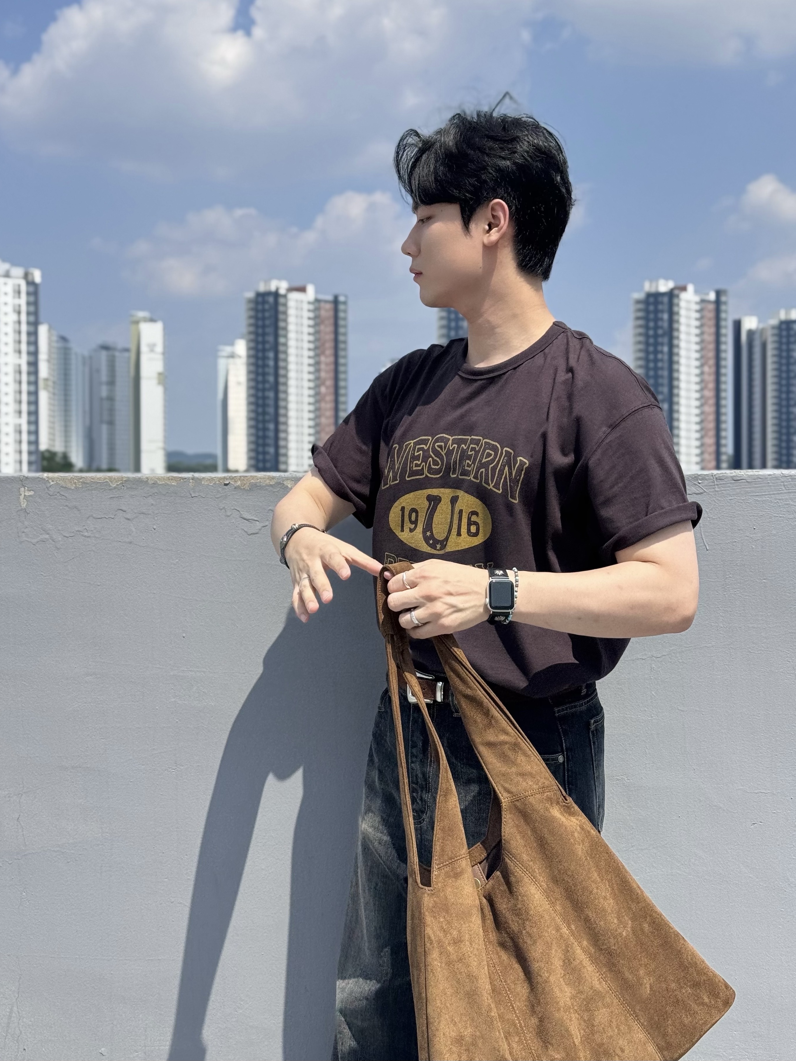 Ogarp Concho Wrist Belt Black 착용 스타일 - 2