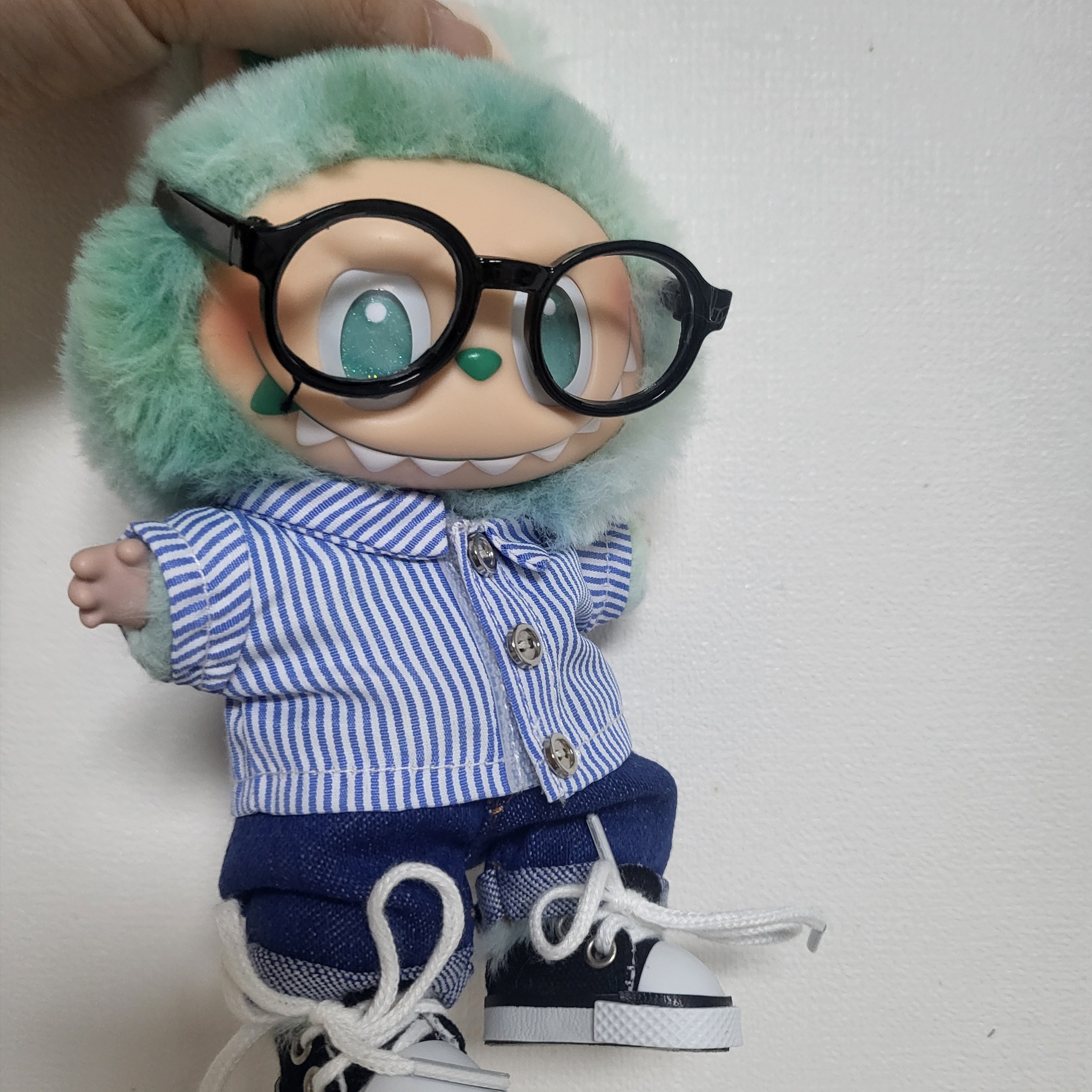 Pop Mart Labubu The Monsters Highlight Series Serenity Keyring (Opened Case) 착용 스타일