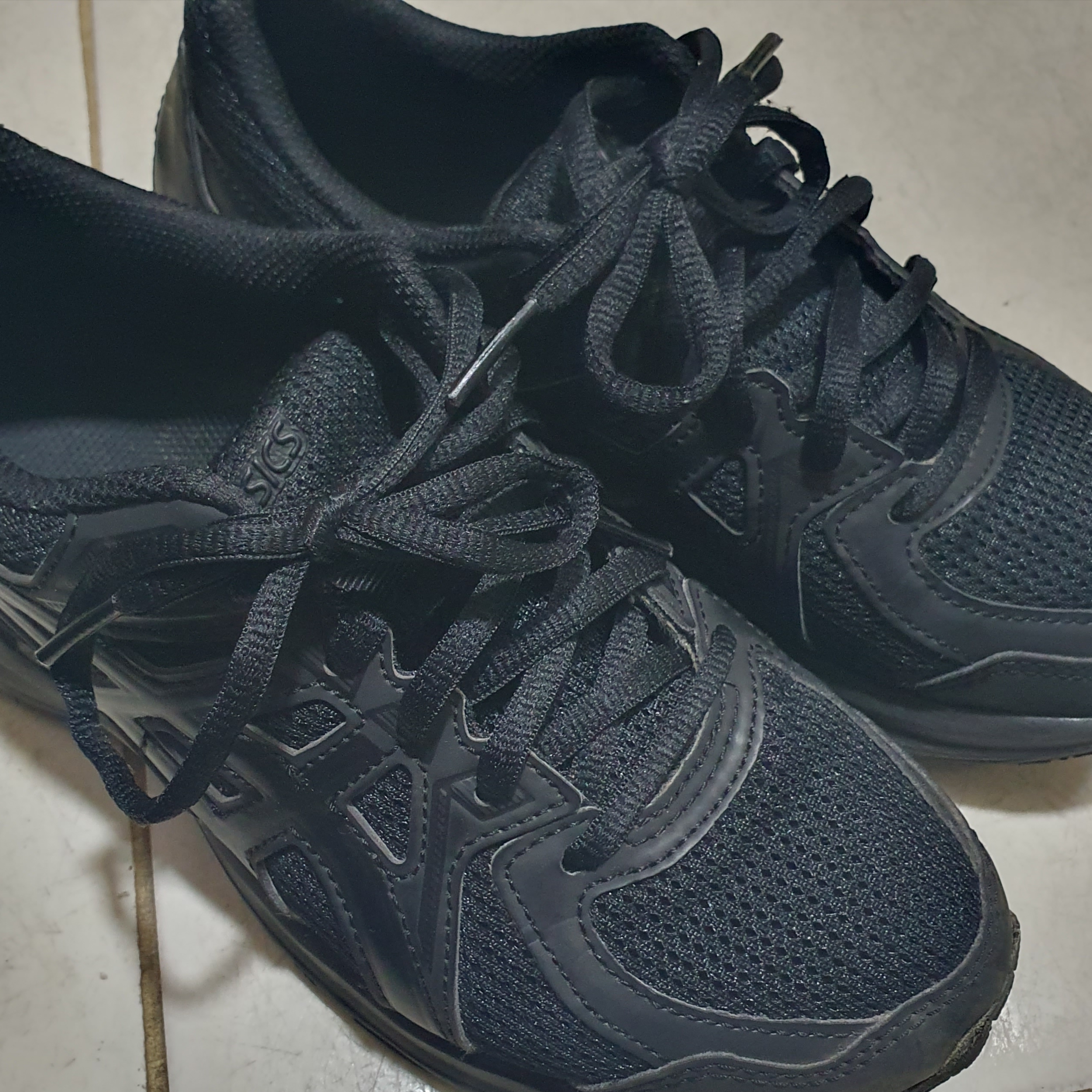 Asics Jog 100 2 Black 착용 스타일