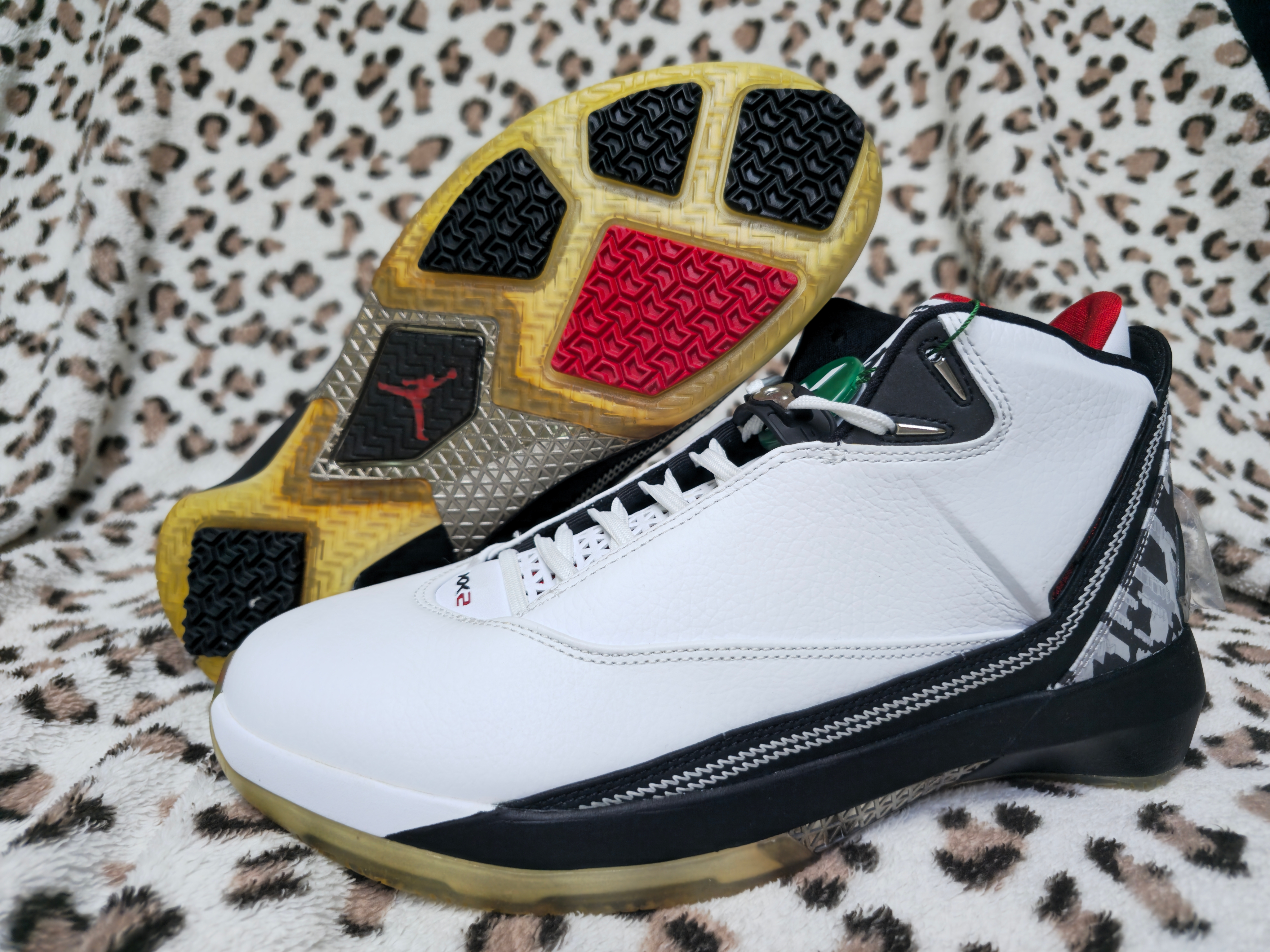 Jordan 22 OG Omega 착용 스타일