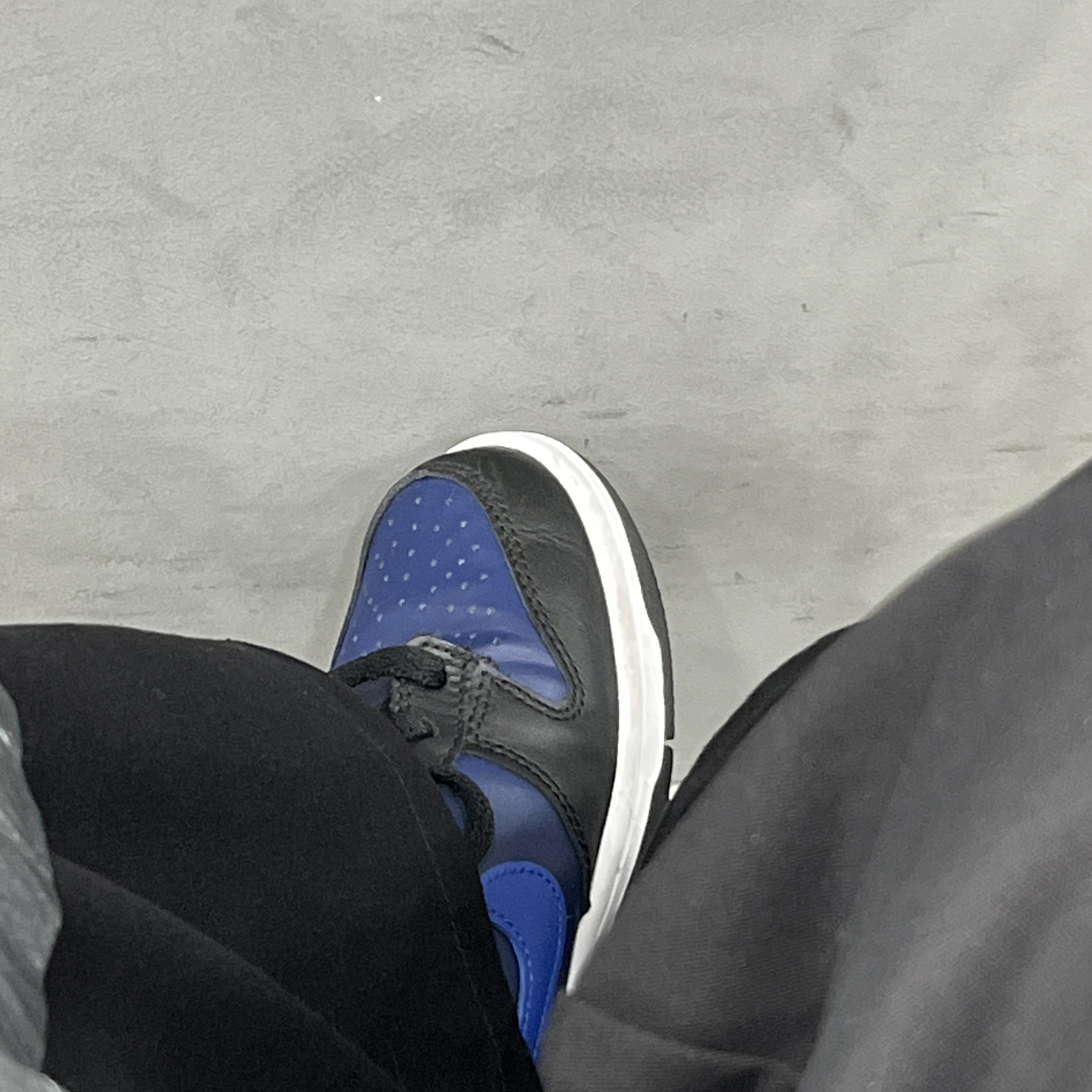 (GS) Nike Dunk Low Midnight Navy 착용 스타일