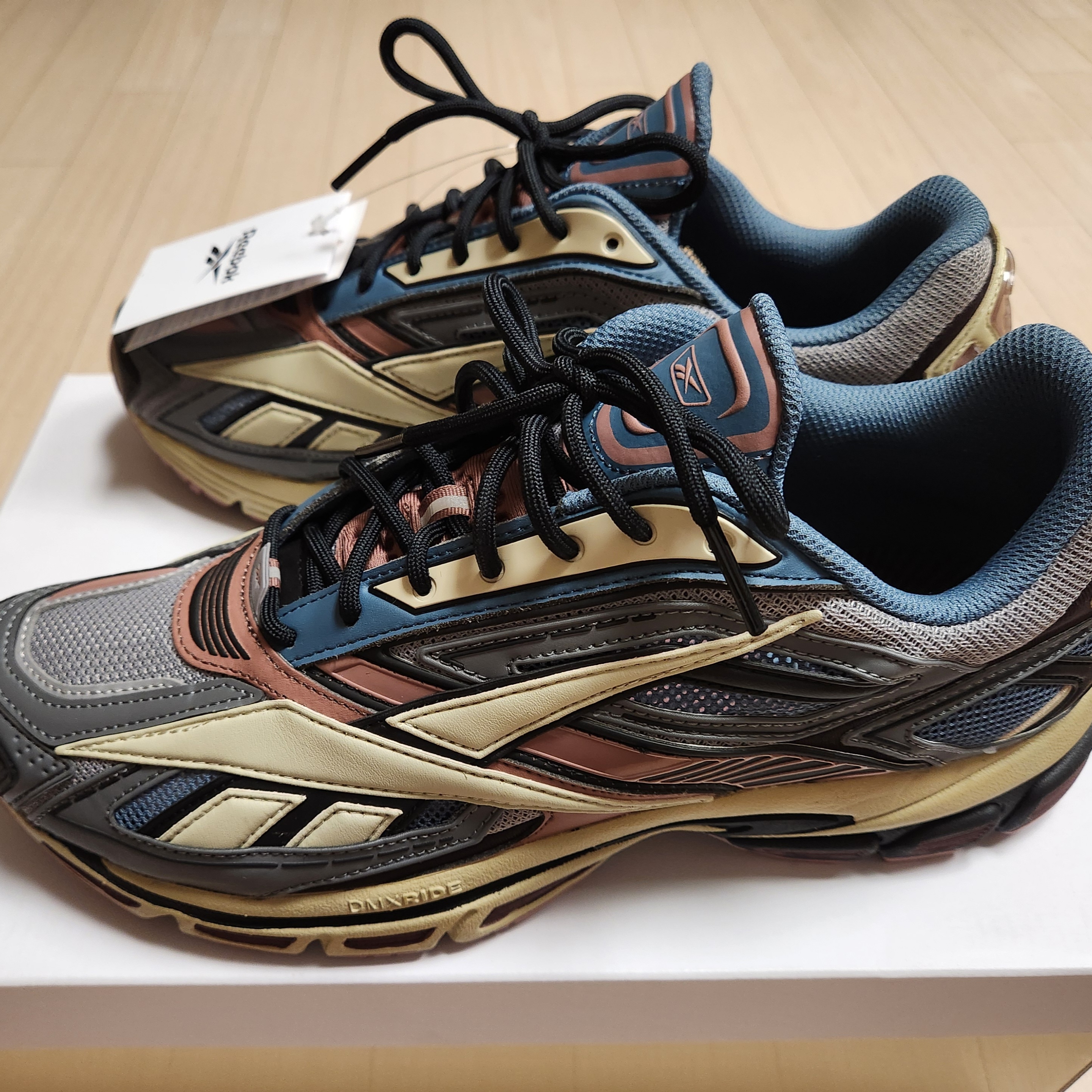 Reebok Premier Road Ultra Soft Pink 착용 스타일 - 2