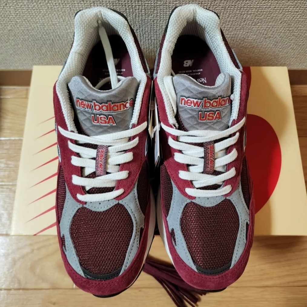 New Balance 990v3 Made in USA Scarlet Marblehead 착용 스타일