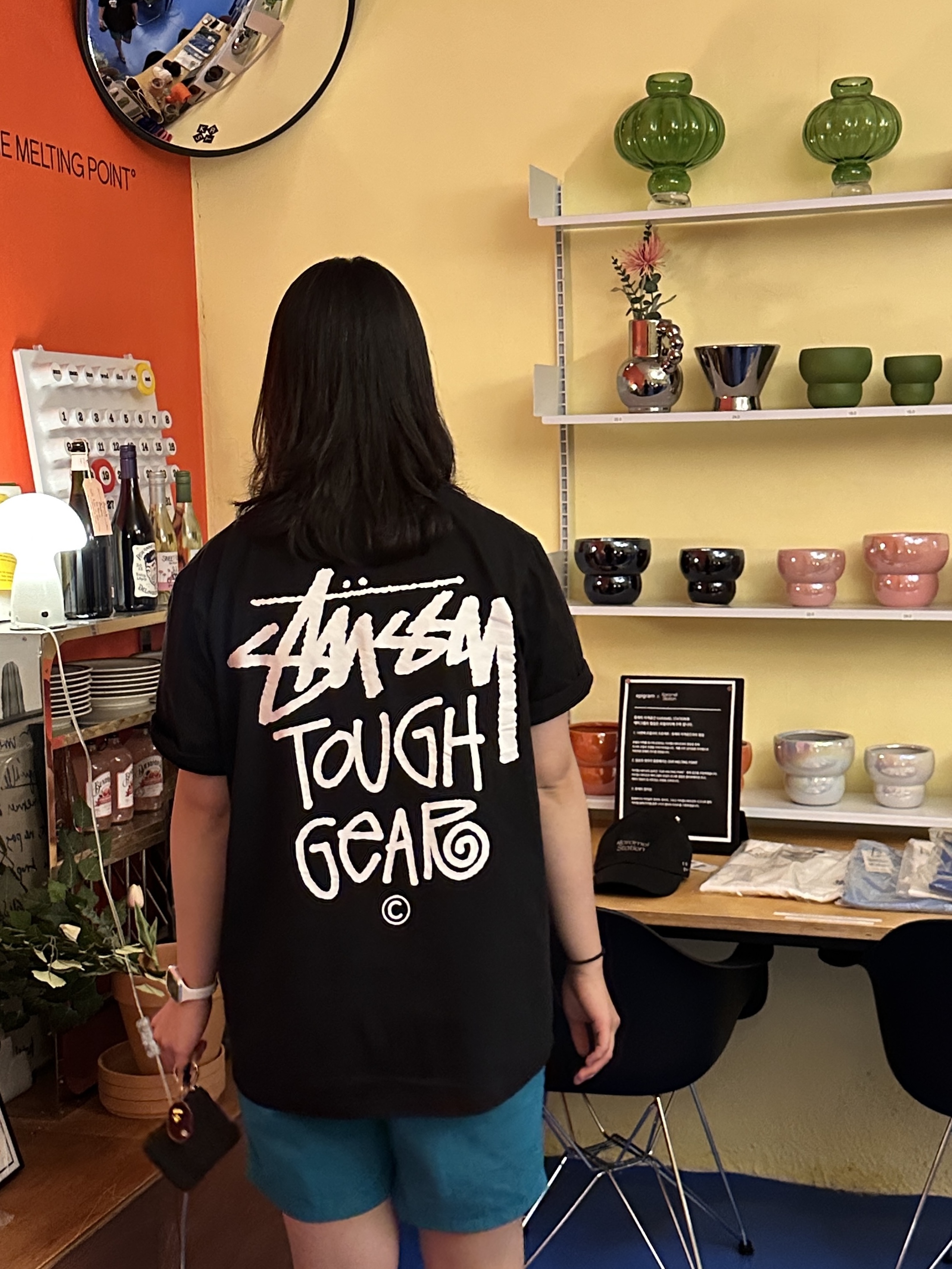 Stussy Tough Gear T-Shirt Black, Stussy Canvas Coin Pouch Washed Black 착용 스타일 - 3