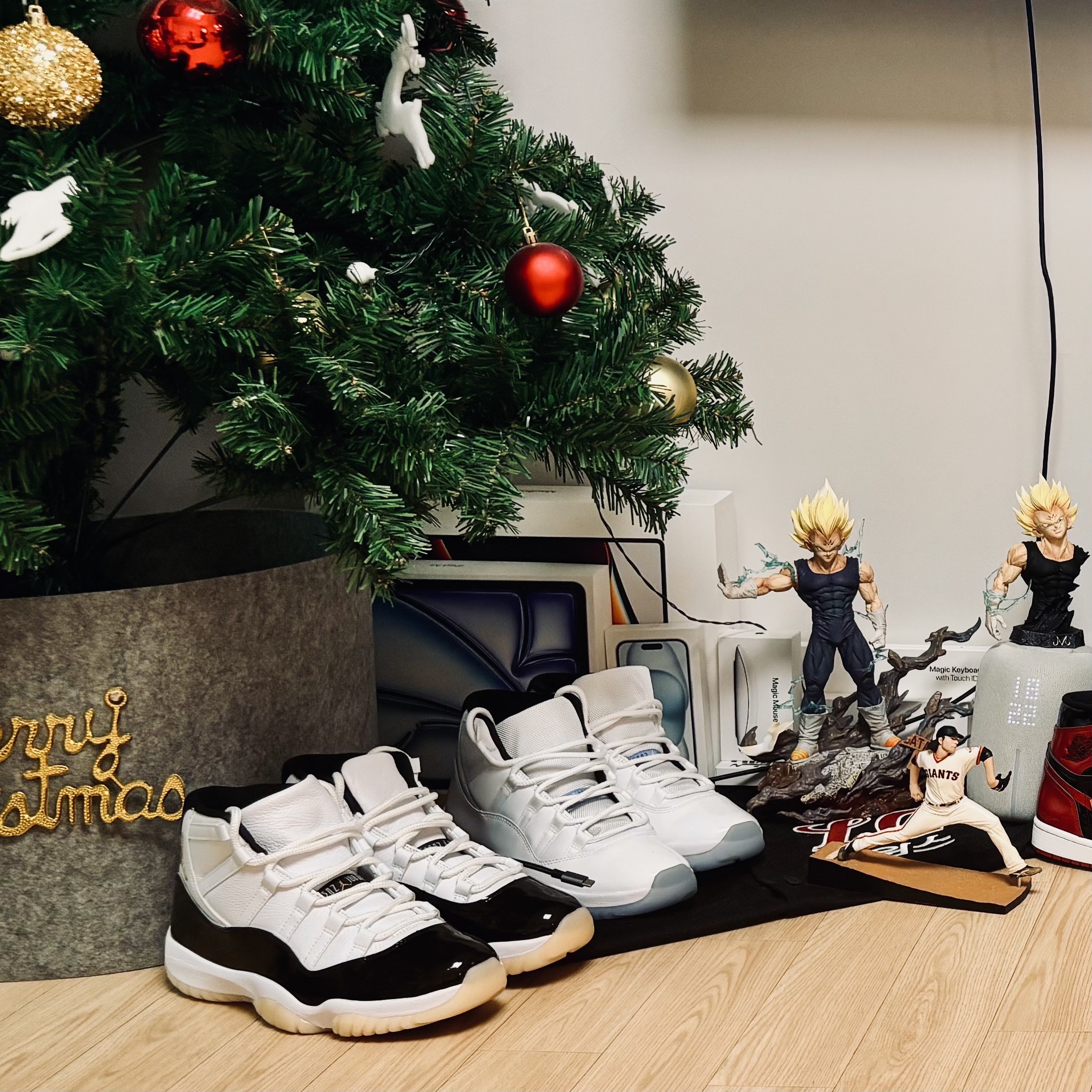 Jordan 1 Retro High OG Patent Bred, Jordan 11 Retro Bred 2019 착용 스타일 - 2