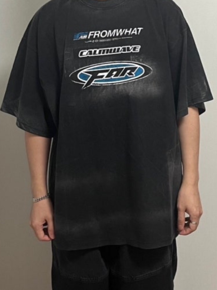 [더블적립]Farfromwhat Far Washed Logo T-Shirts Black 착용 스타일