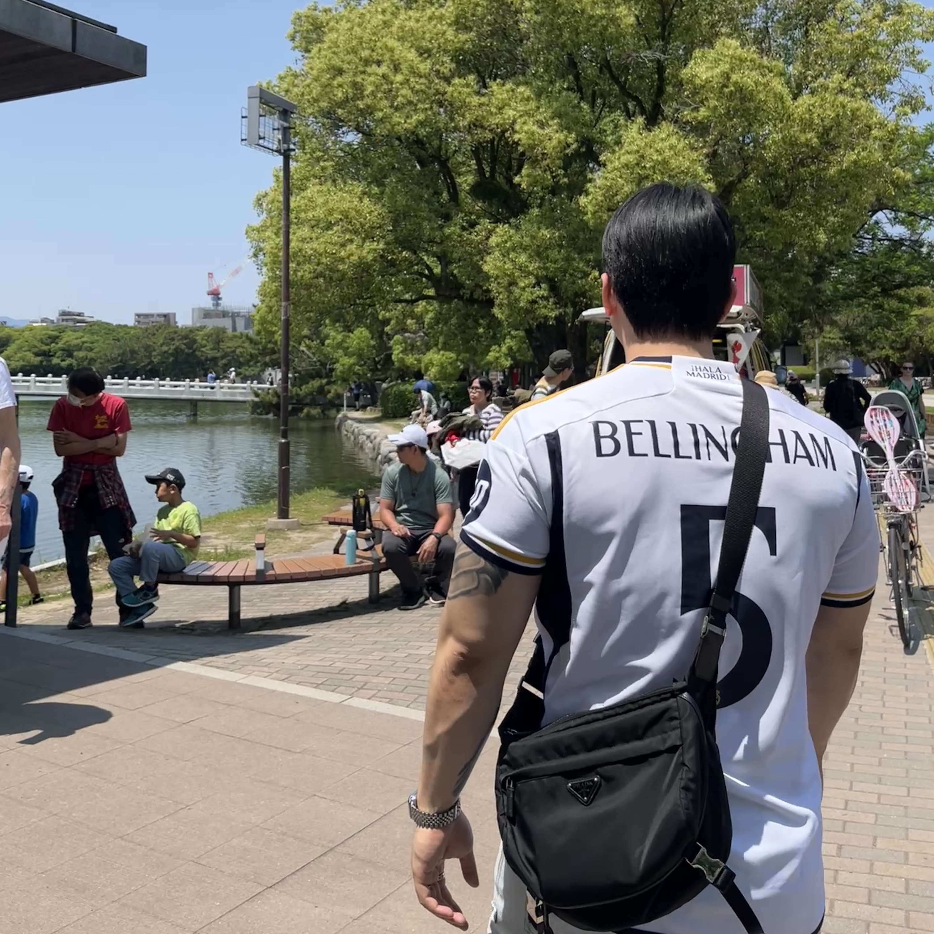 Adidas Real Madrid 2023/24 Home Jersey White - US Sizing (Non Marking Ver.), Adidas Real Madrid 2023/24 Home Jersey White - KR Sizing (Non Marking Ver.) 착용 스타일 - 3