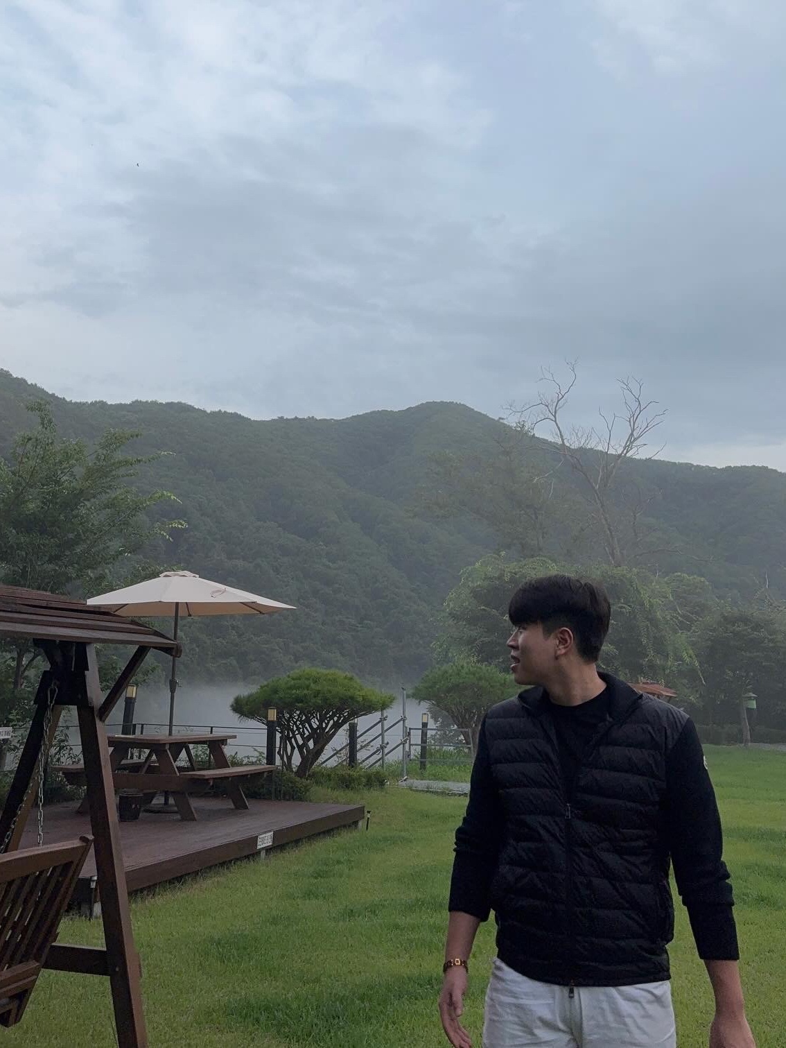 Moncler Padded Wool Cardigan Black - 24FW, Cartier Love Bracelet Yellow Gold 착용 스타일 - 1