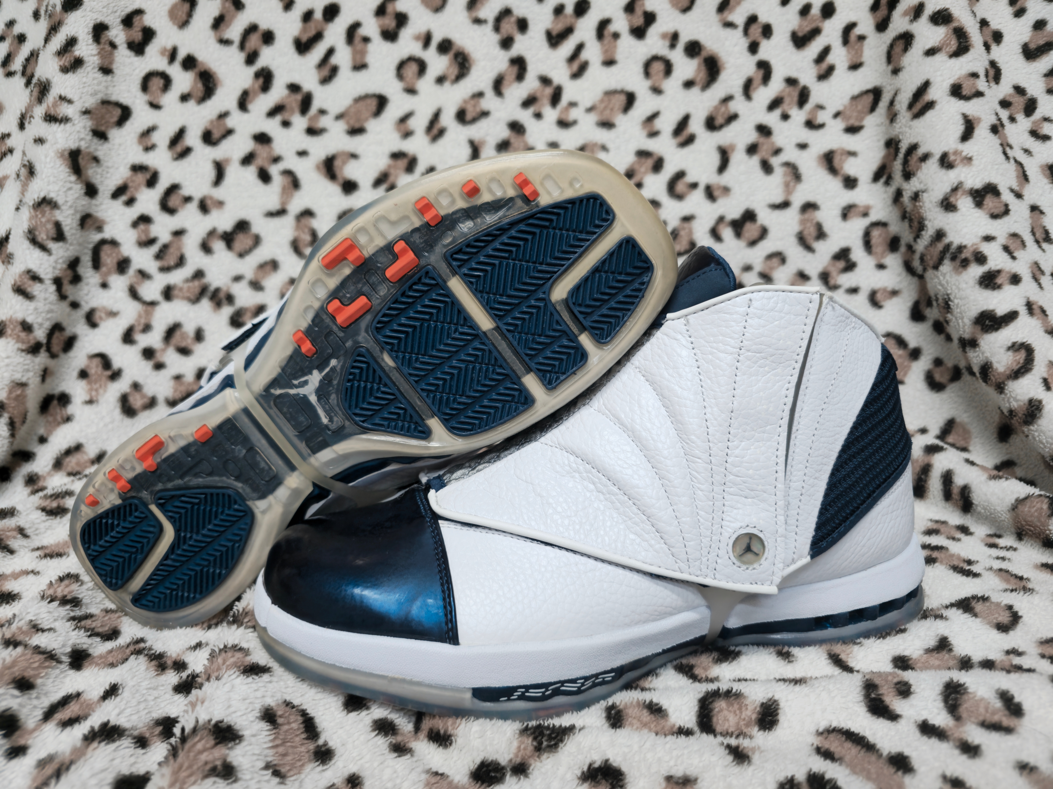 Jordan 16 Retro Midnight Navy 2016 착용 스타일