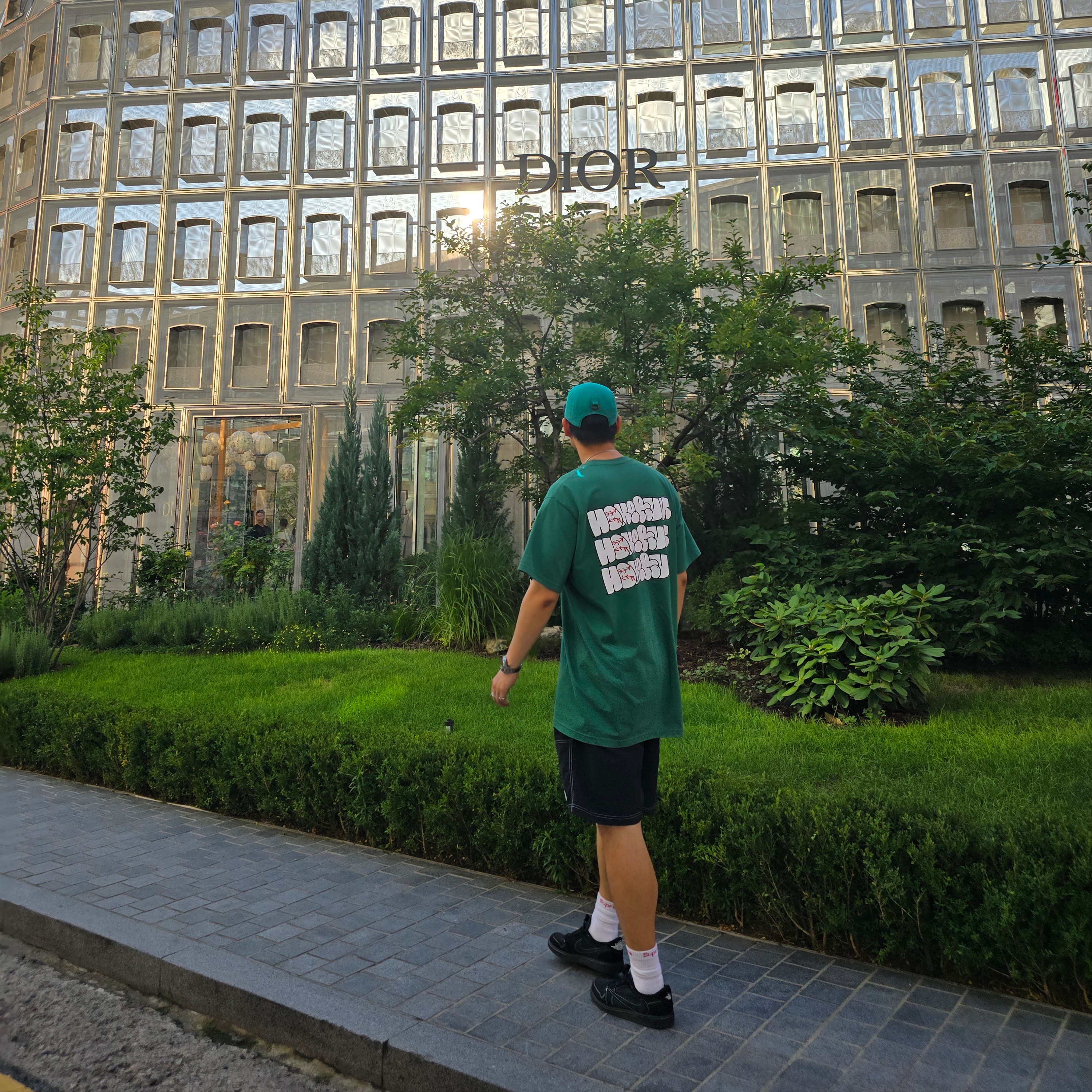 Supreme x Homerun T-Shirt Light Pine - 25SS, Supreme Ventile Camp Cap Green - 25SS 착용 스타일 - 2