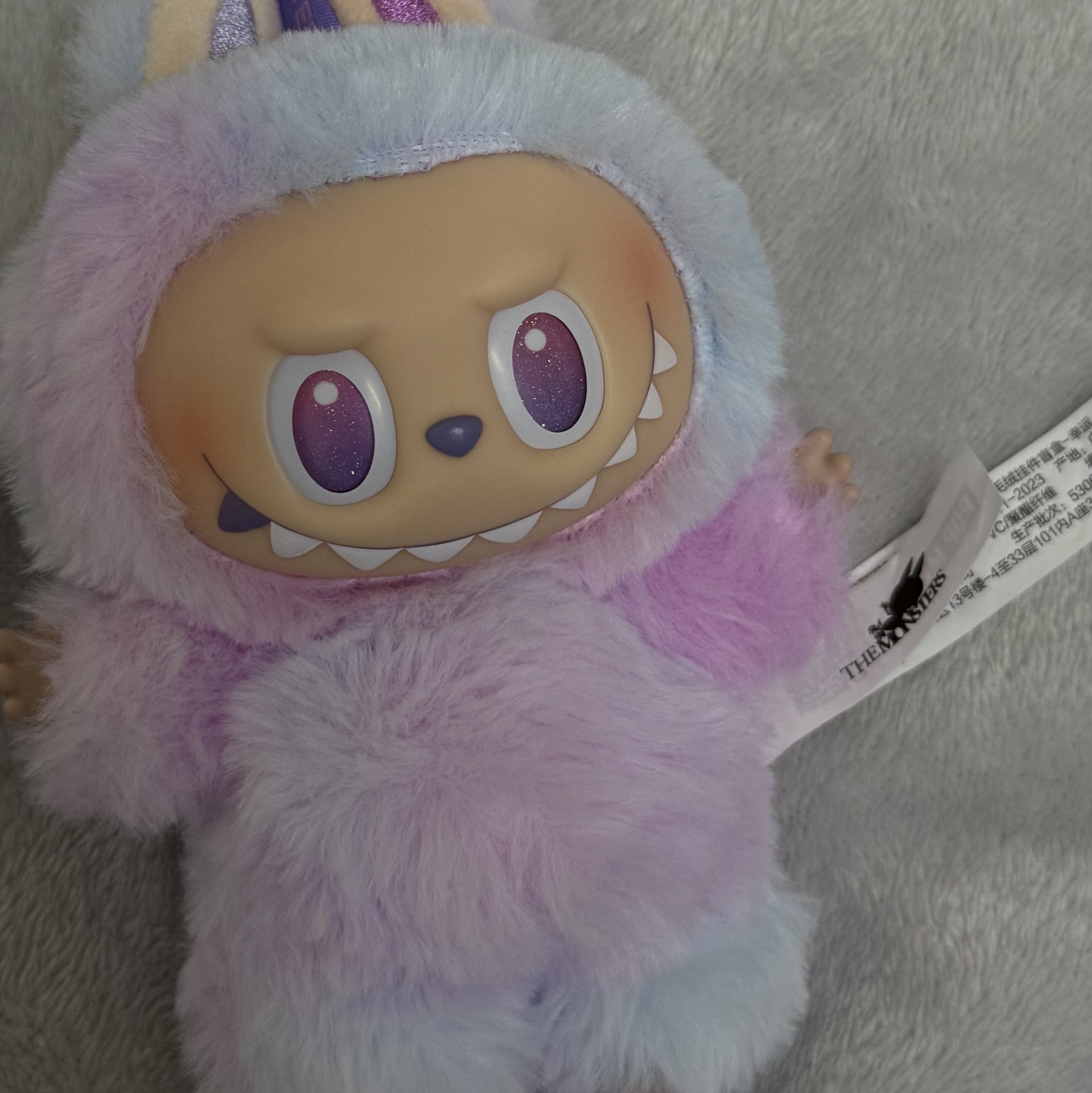Pop Mart Labubu The Monsters Highlight Series Luck Keyring (Opened Case) 착용 스타일