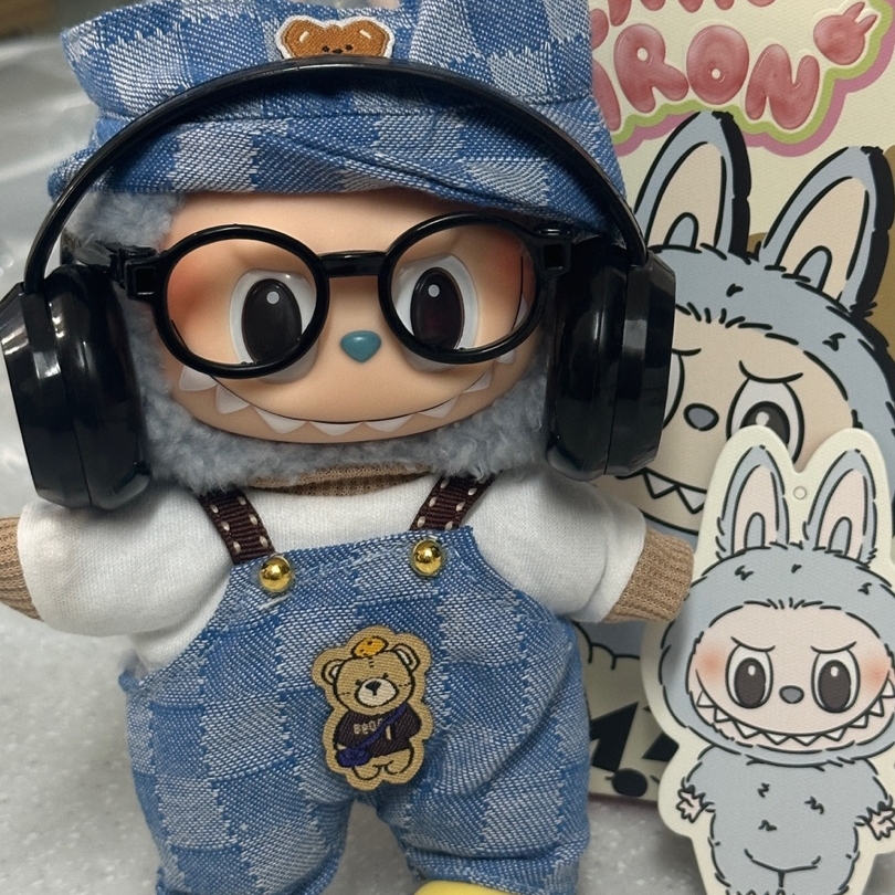 Pop Mart Labubu The Monsters Labubu Tasty Macarons Series Sea Salt Coconut Keyring (Opened Case) 착용 스타일 - 2