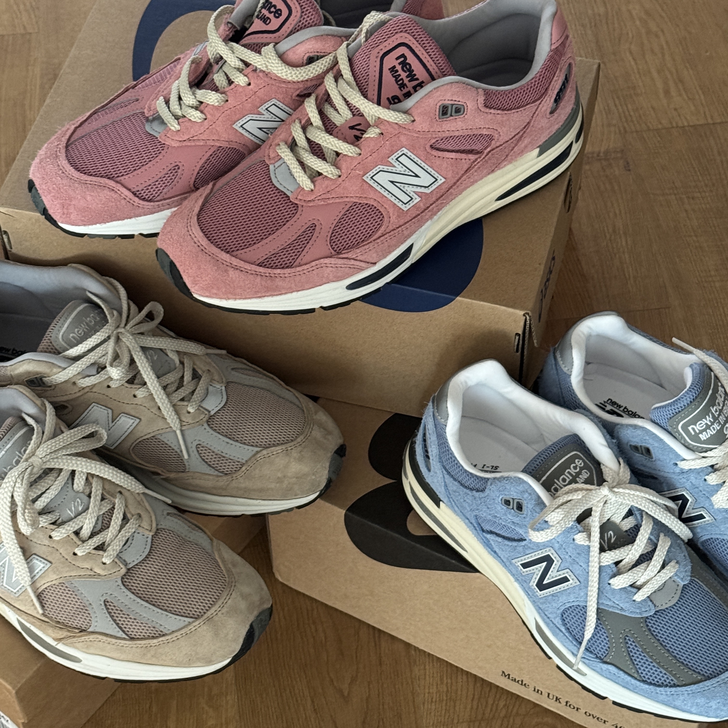 New Balance 991v2 Made in UK Celestial Blue Faded Denim, New Balance 991v2 Made in UK Brandied Apricot 착용 스타일 - 2