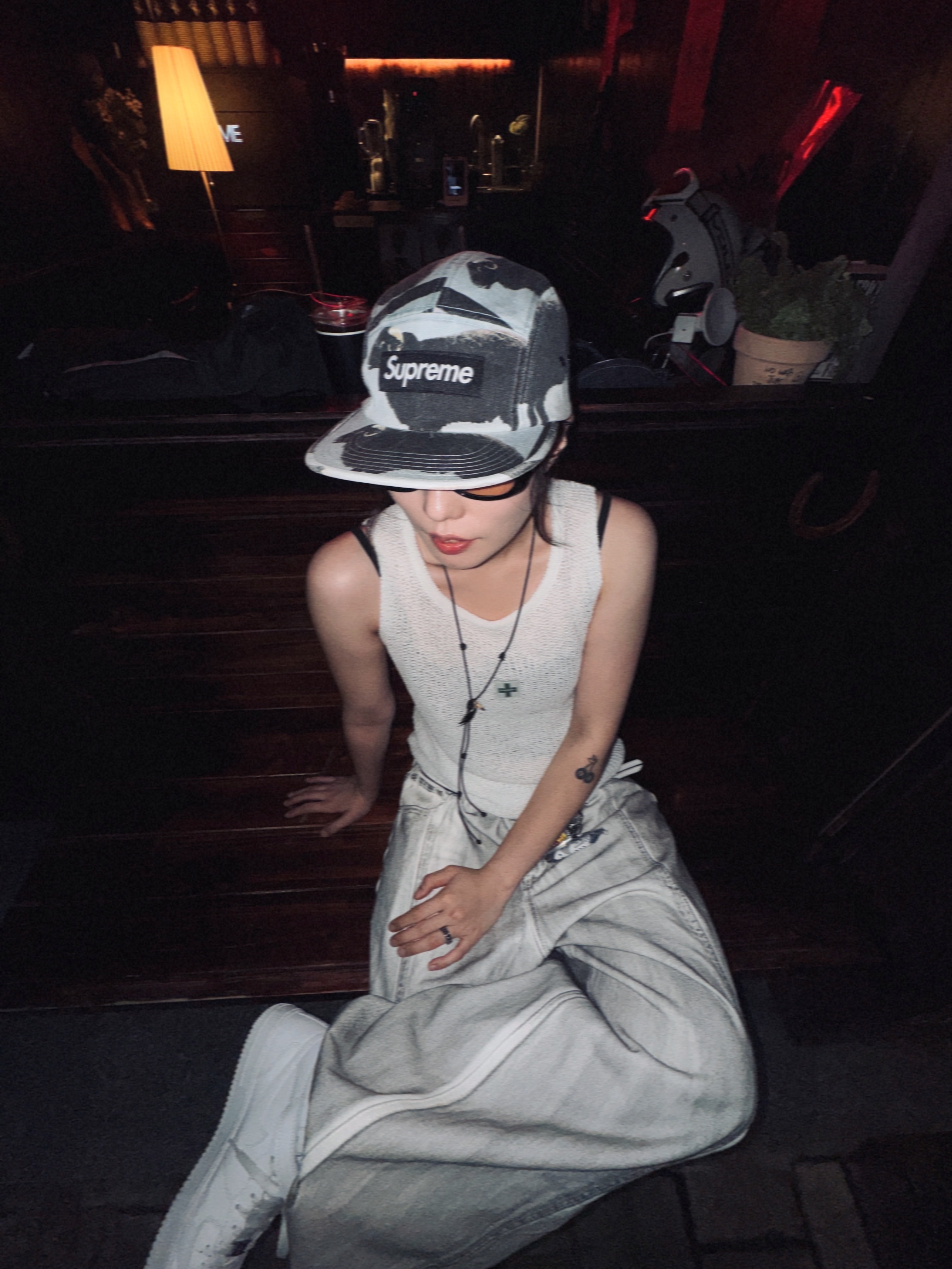 Supreme x Damien Hirst Camp Cap Black - 25SS, Nike x Supreme Air Force 1 Mid White 착용 스타일 - 2