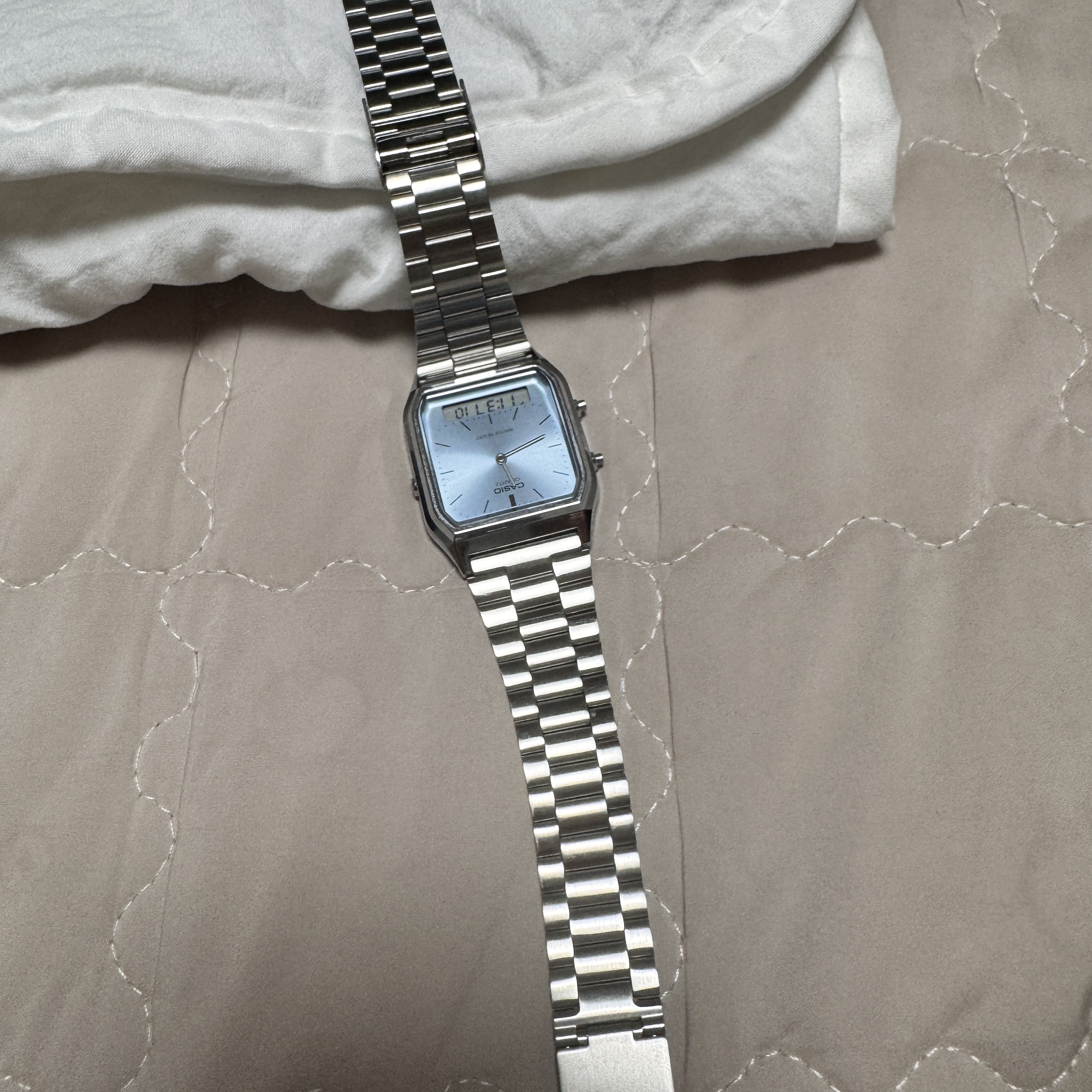 Casio AQ-230A-2A1MQY 착용 스타일