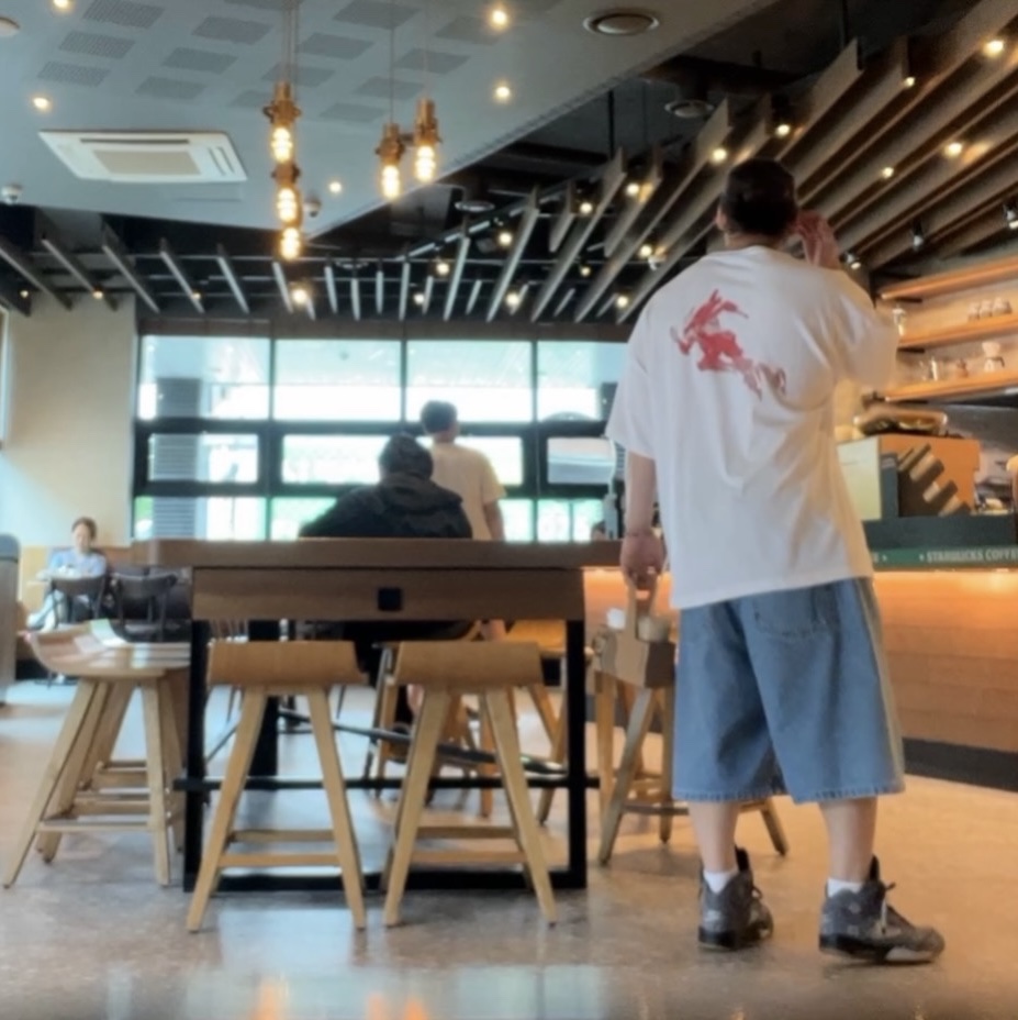 Jordan 5 x Off-White Retro SP Black Muslin 착용 스타일 - 3