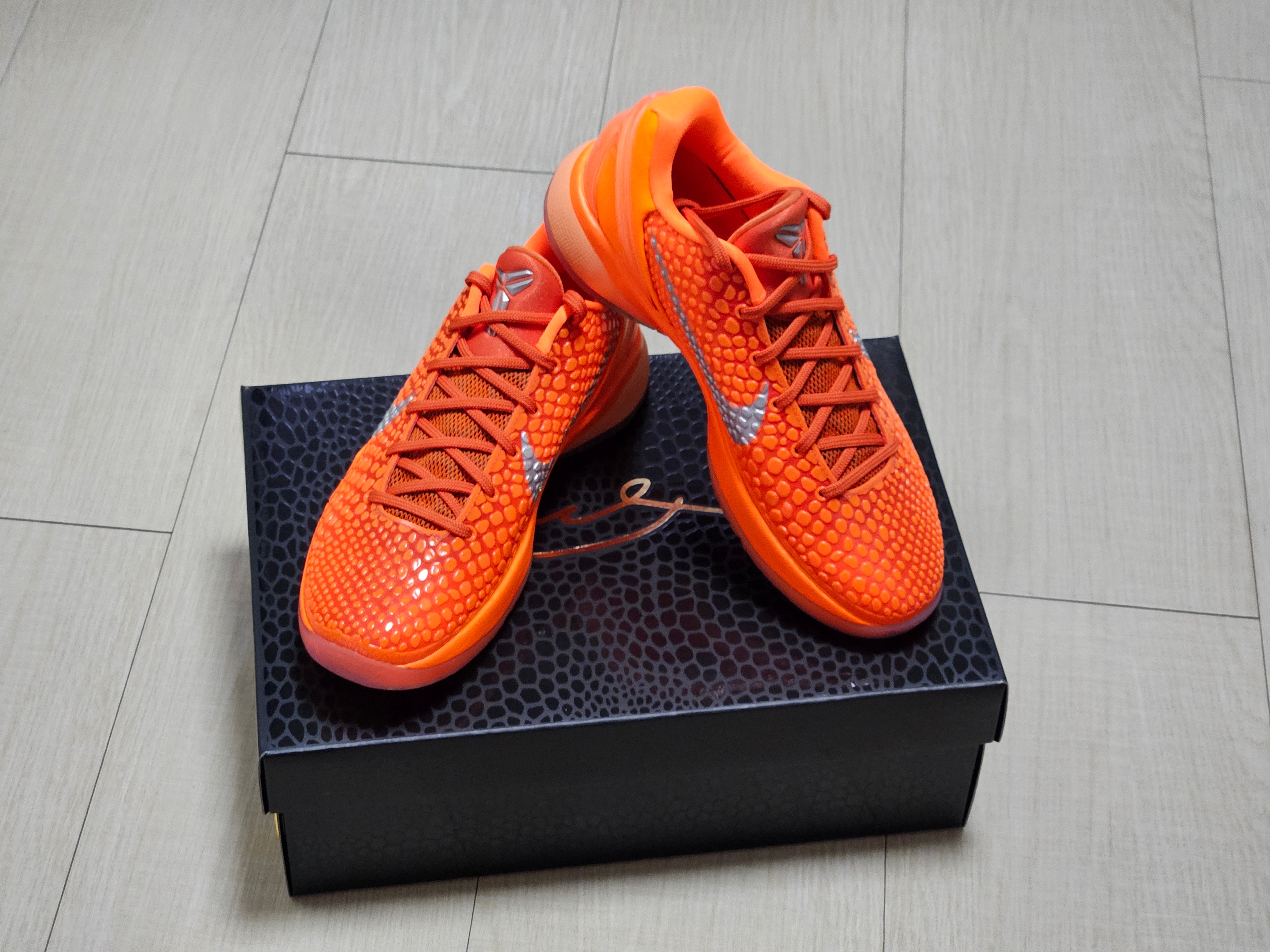 Nike Kobe 6 Protro Total Orange, Nike Kobe 6 Protro Sail 착용 스타일 - 2